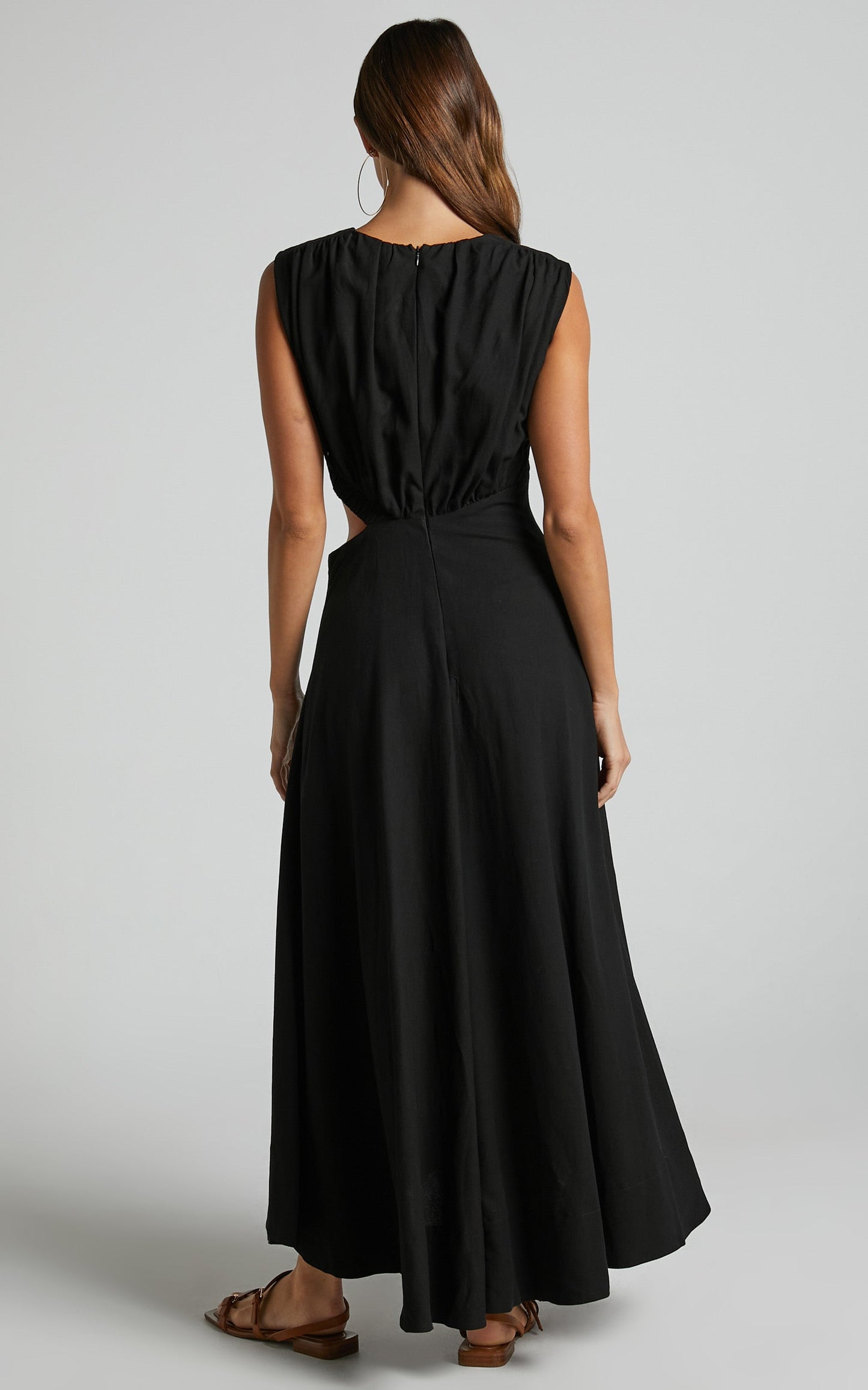 Martha Midi Dress - A Line Side Cutout Sleeveless Dress in Black