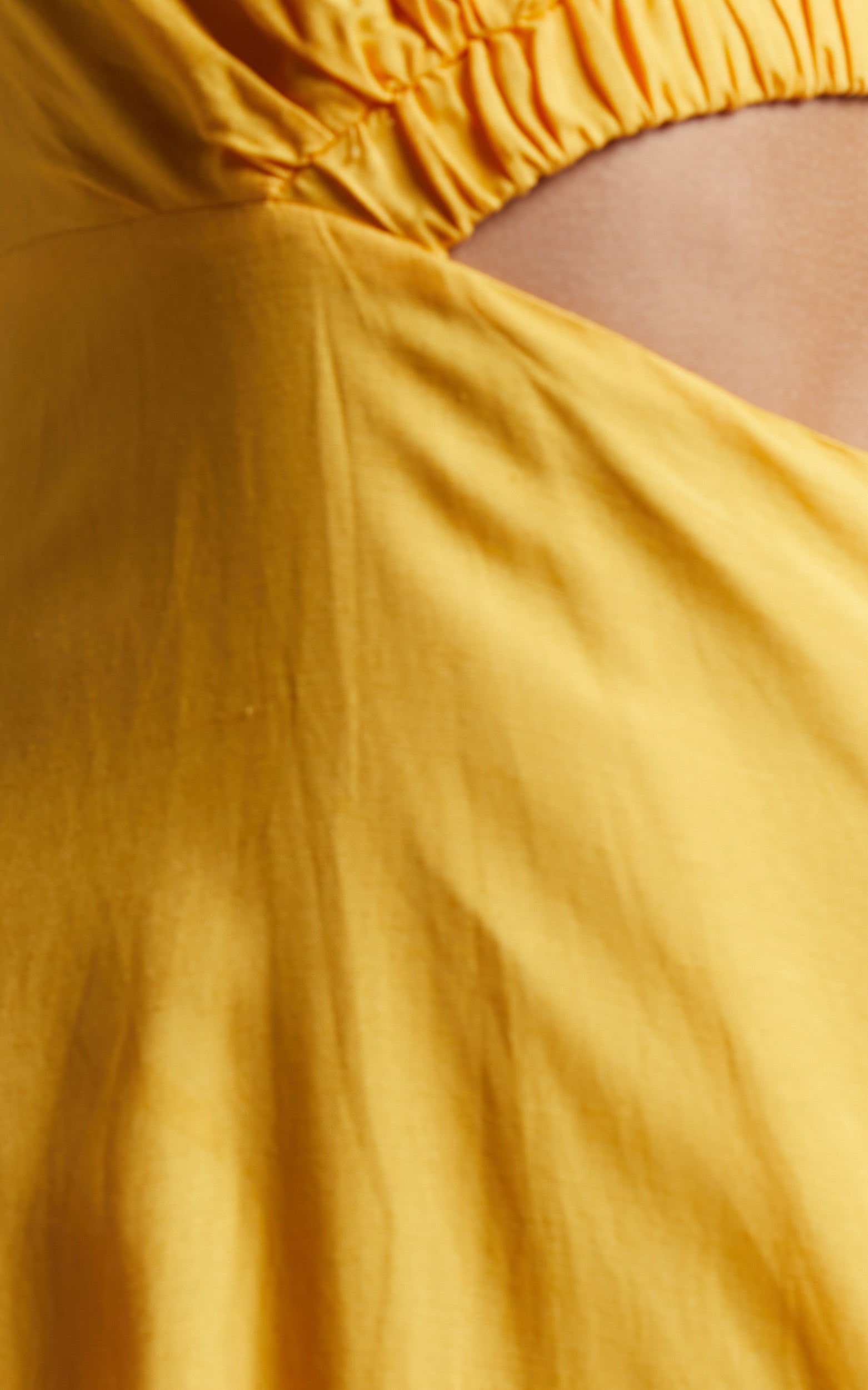 Martha Midi Dress - A Line Side Cutout Sleeveless Dress in Mango
