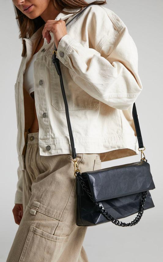 Marthena Chain Crossbody Bag in Black