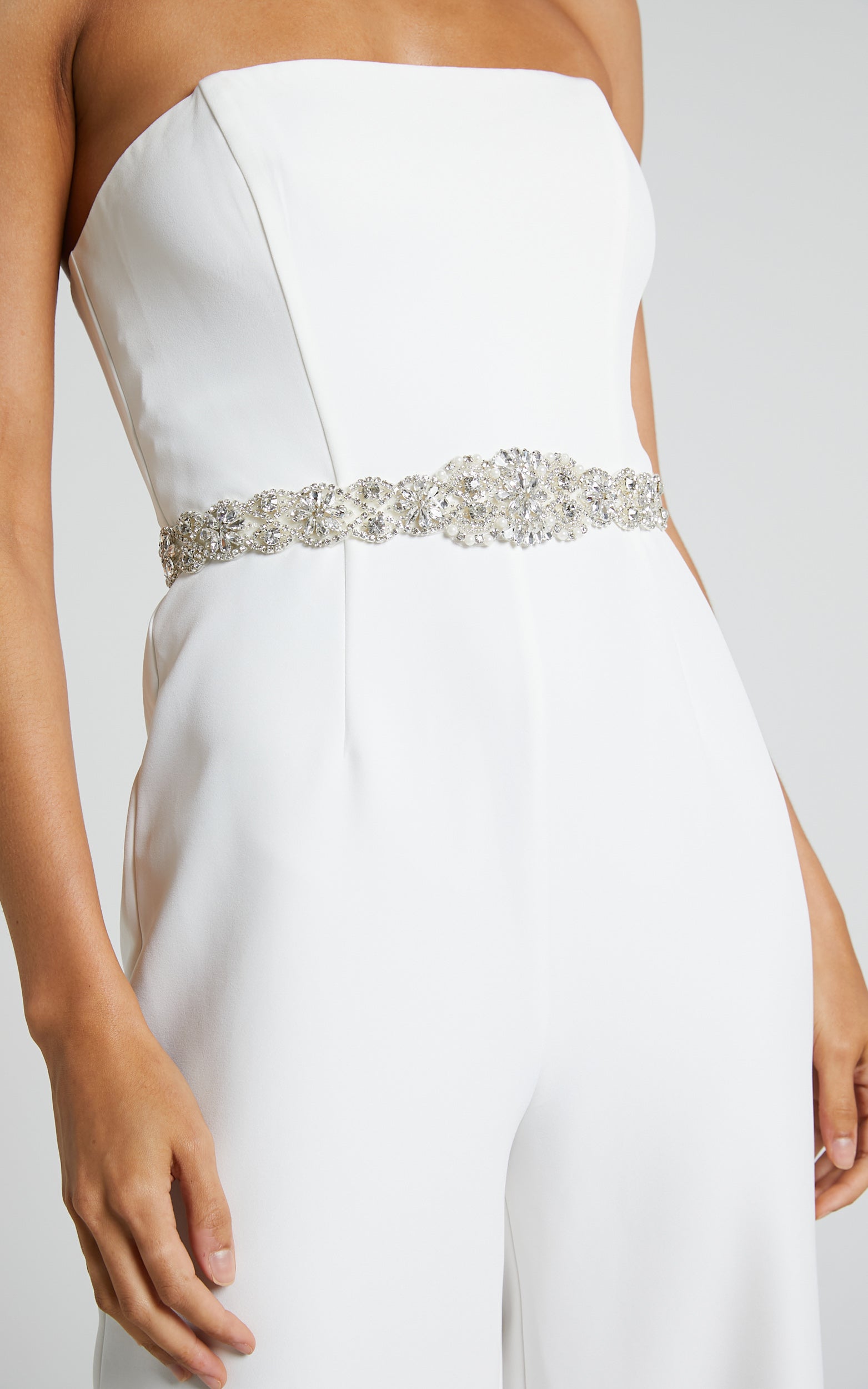 Maurizia Belt - Diamante Pearl Detail Belt in Silver