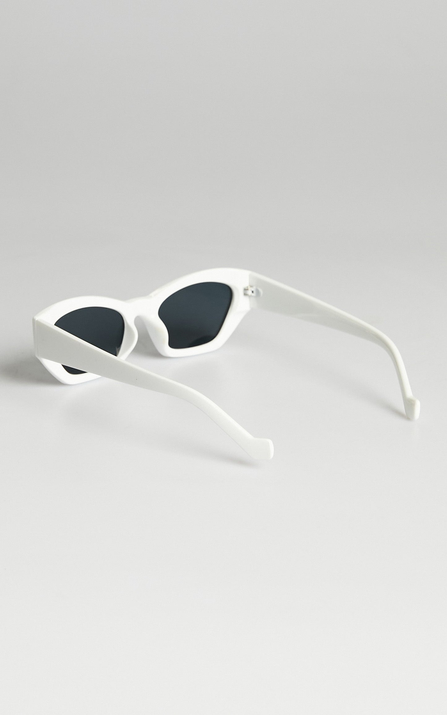 Melora Sunglasses in White