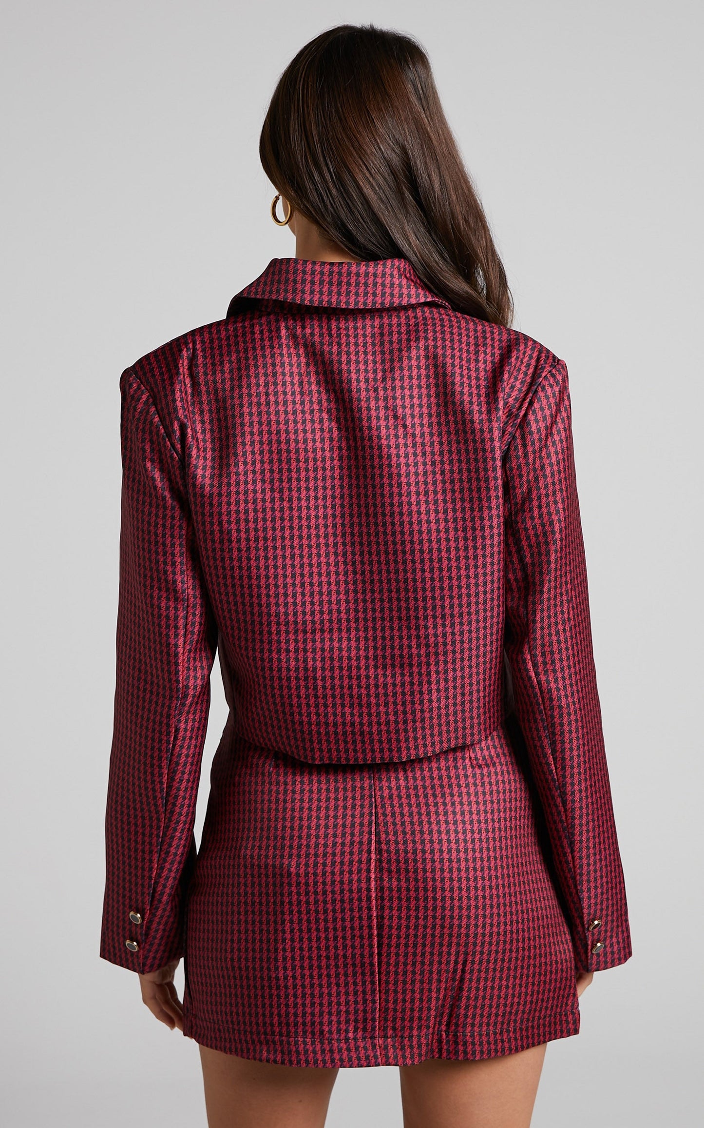 Merie Blazer - Cropped Double Breasted Houndstooth Blazer in Burgundy