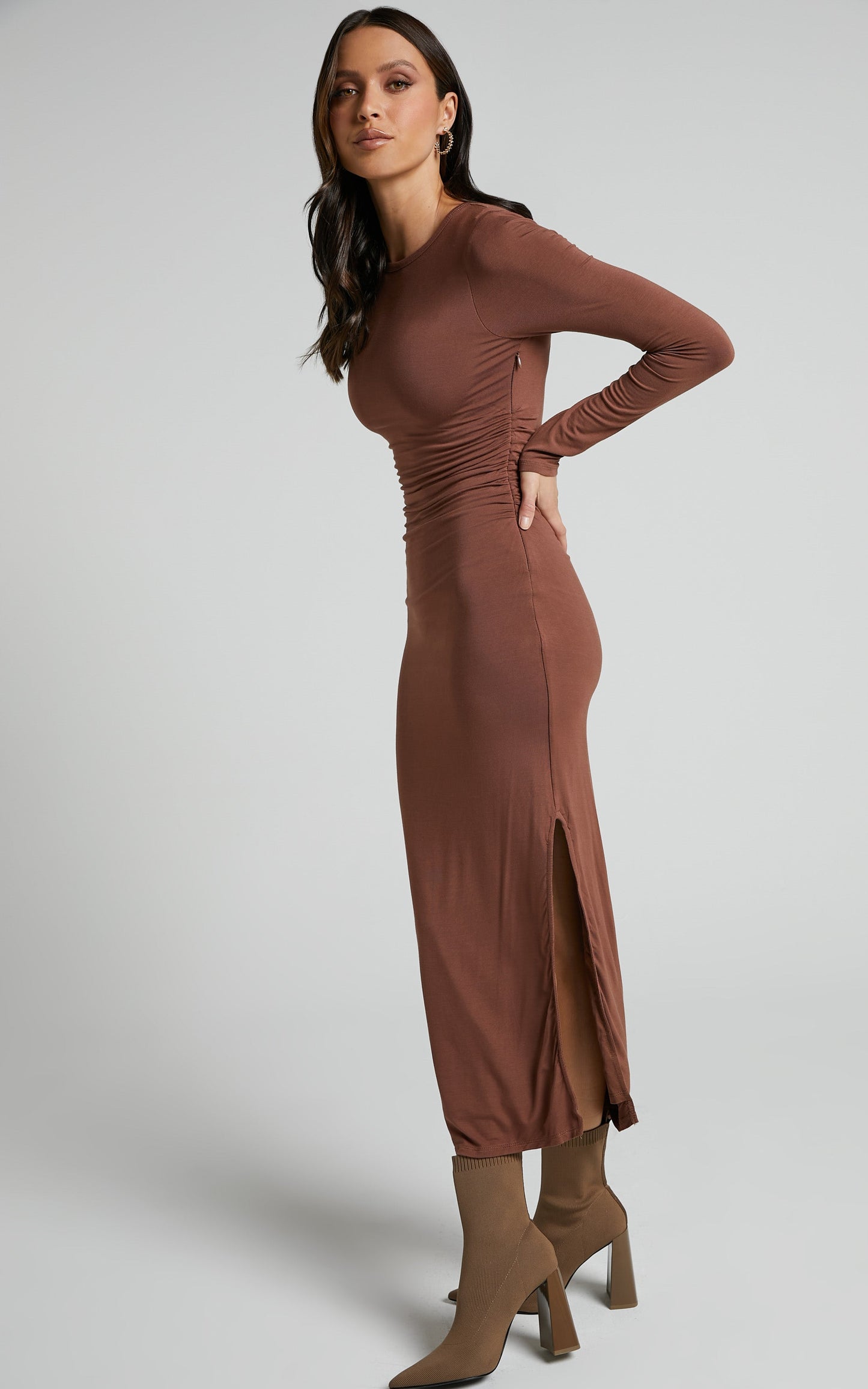 Mhaniel Midi Dress - Bodycon Long Sleeve Dress in Brown
