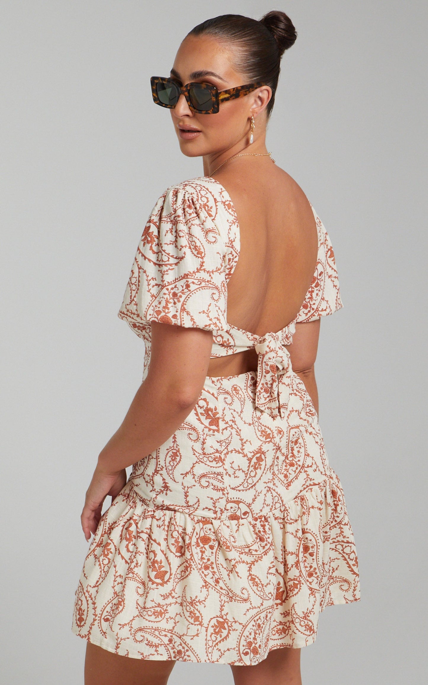 Nazeli Mini Dress - Linen Look Cut Out Puff Sleeve Linen Dress in Chocolate Paisley
