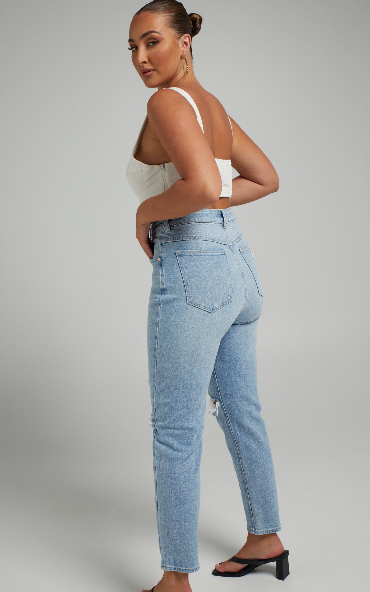 Abrand - A '94 High Slim Jean in Gina Rip