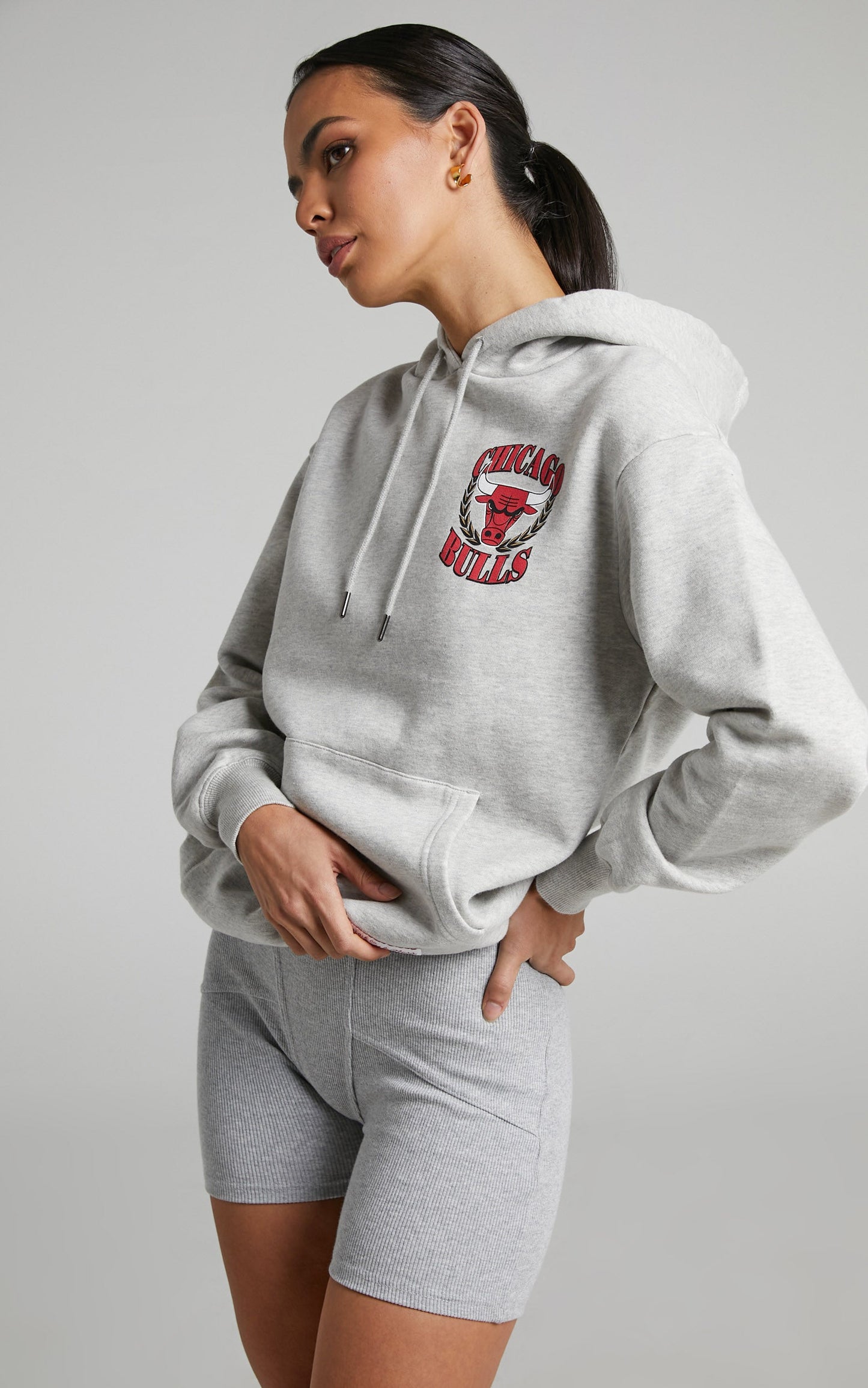 Mitchell & Ness -Chicago Bulls CHAMPIONS BOYFRIEND HOODIE in Vintage Grey Marle