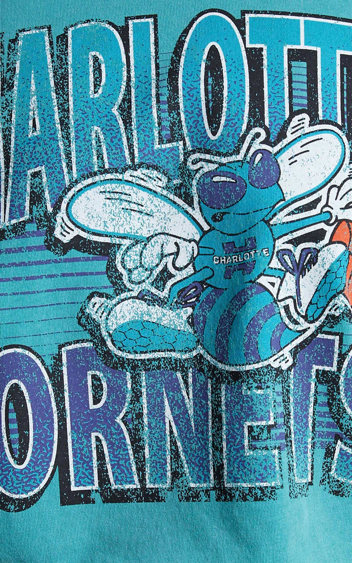 Mitchell & Ness - Charlotte Hornets Incline Stack Tee in Aqua