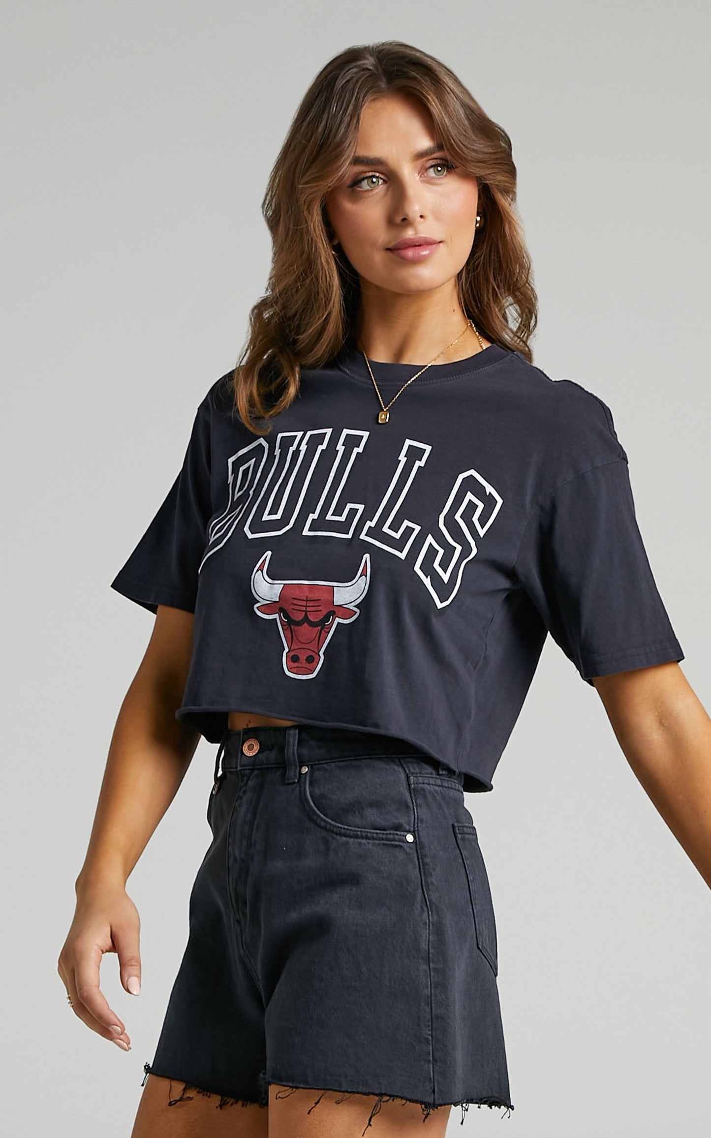 Mitchell & Ness - Chop vintage Chicago Bulls Logo Tee in Faded Black