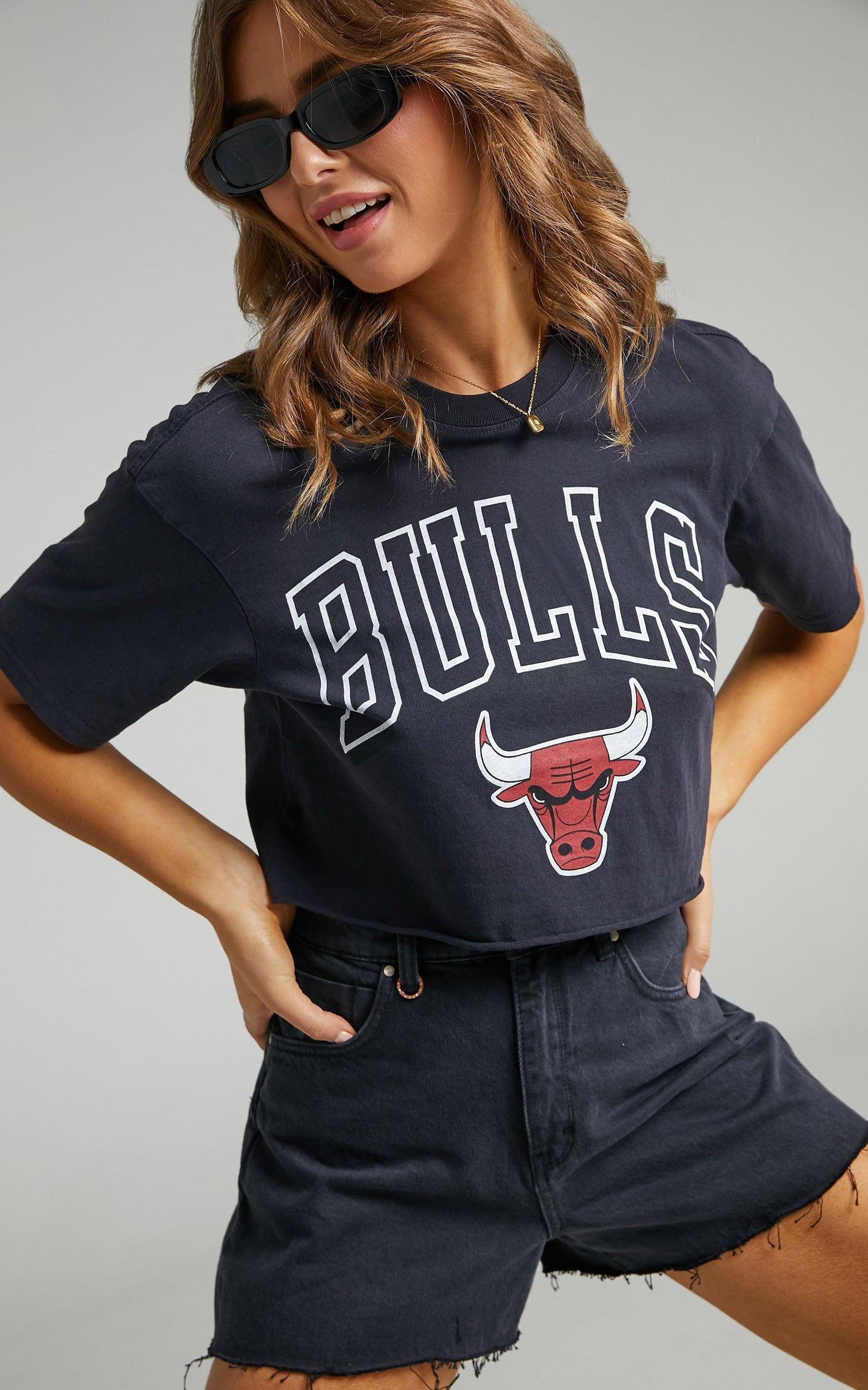 Mitchell & Ness - Chop vintage Chicago Bulls Logo Tee in Faded Black