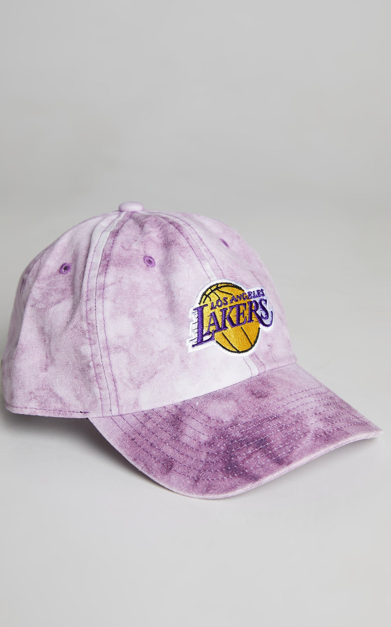 Mitchell & Ness - LA Lakers Tye Dye Cap in Purple