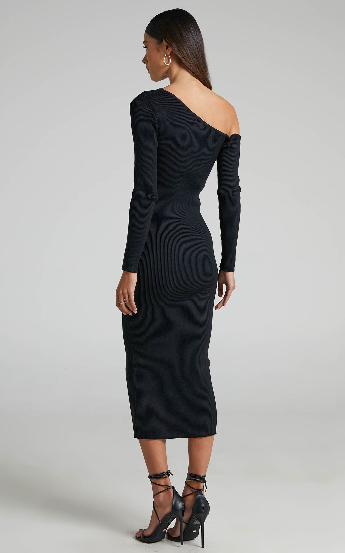 Mylane Off Shoulder Long Sleeve Knit Midi Dress in Black