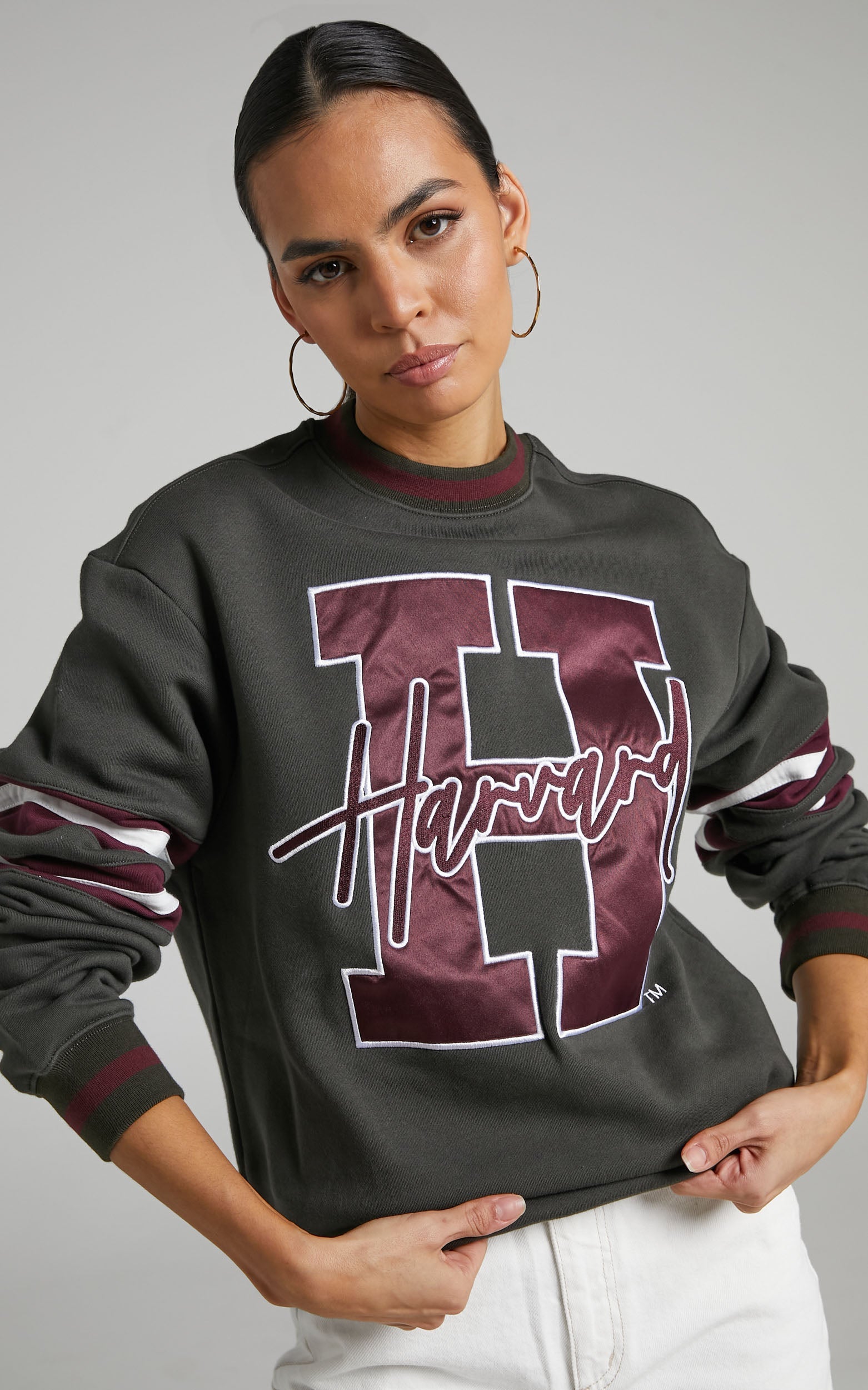 NCAA - LETTER MARK PANELLED CREW - Harvard University in Steel