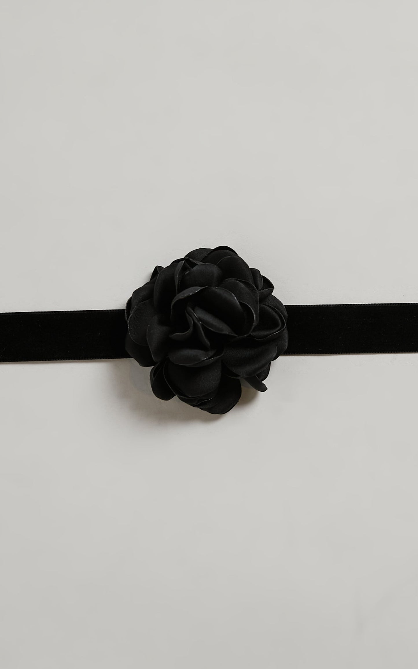 Nadia Rosette Choker Necklace in Black