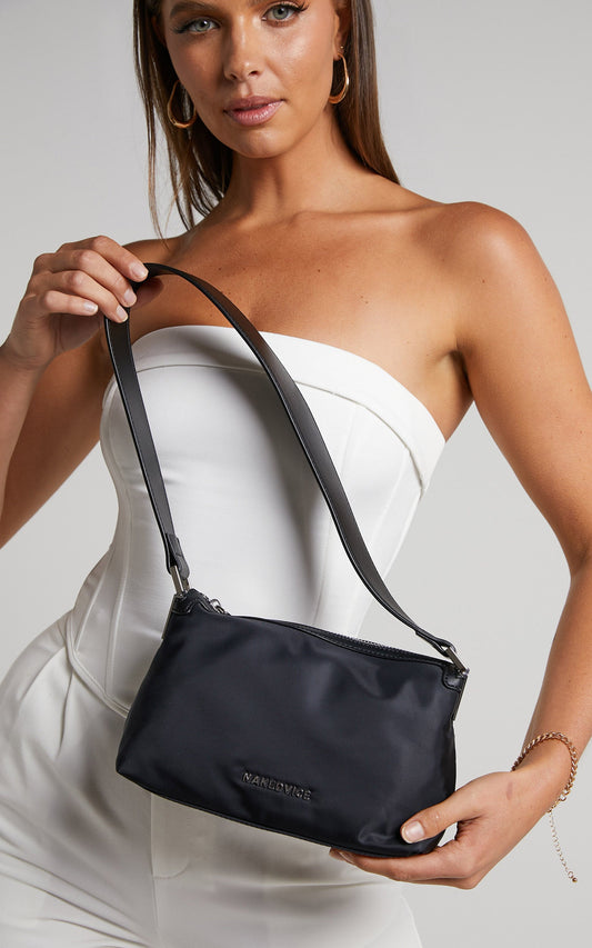 Nakedvice - The Cynthia in Black / Silver