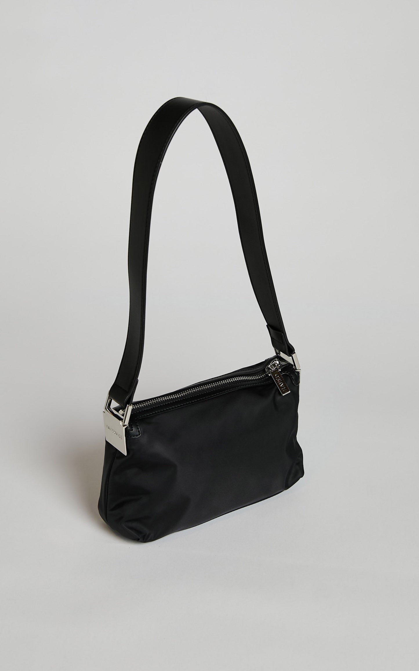 Nakedvice - The Cynthia in Black / Silver