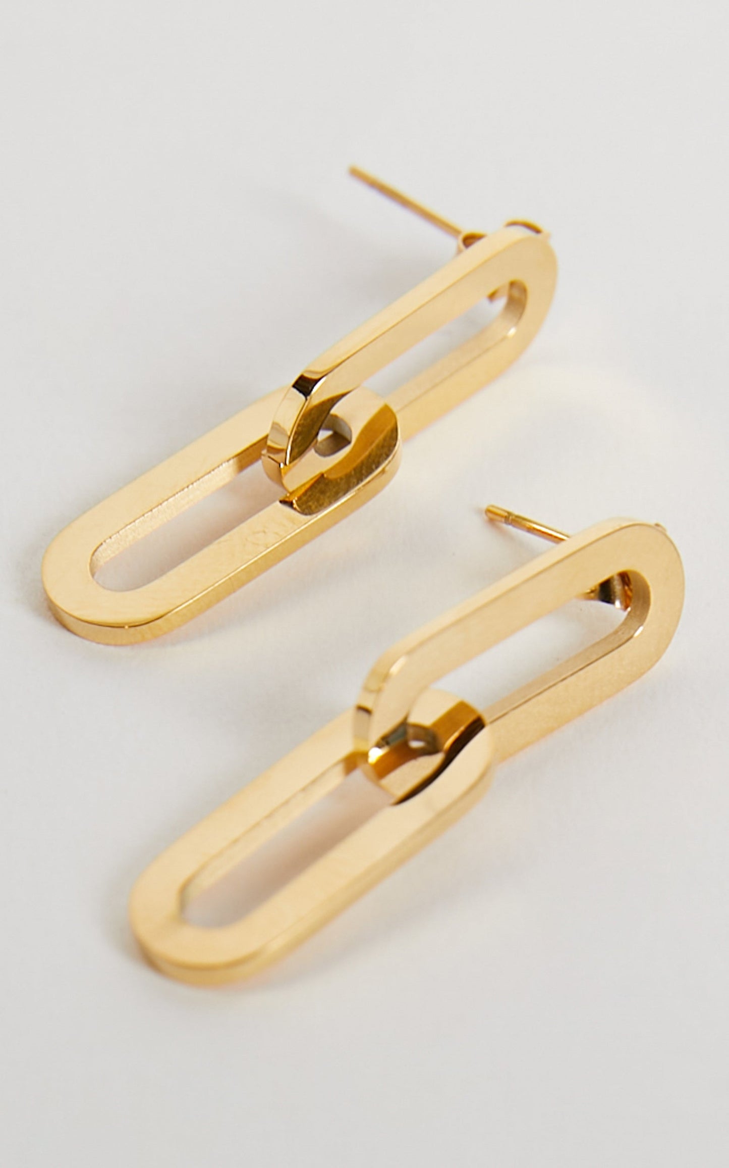 Namaari Link Chain Earrings in Gold