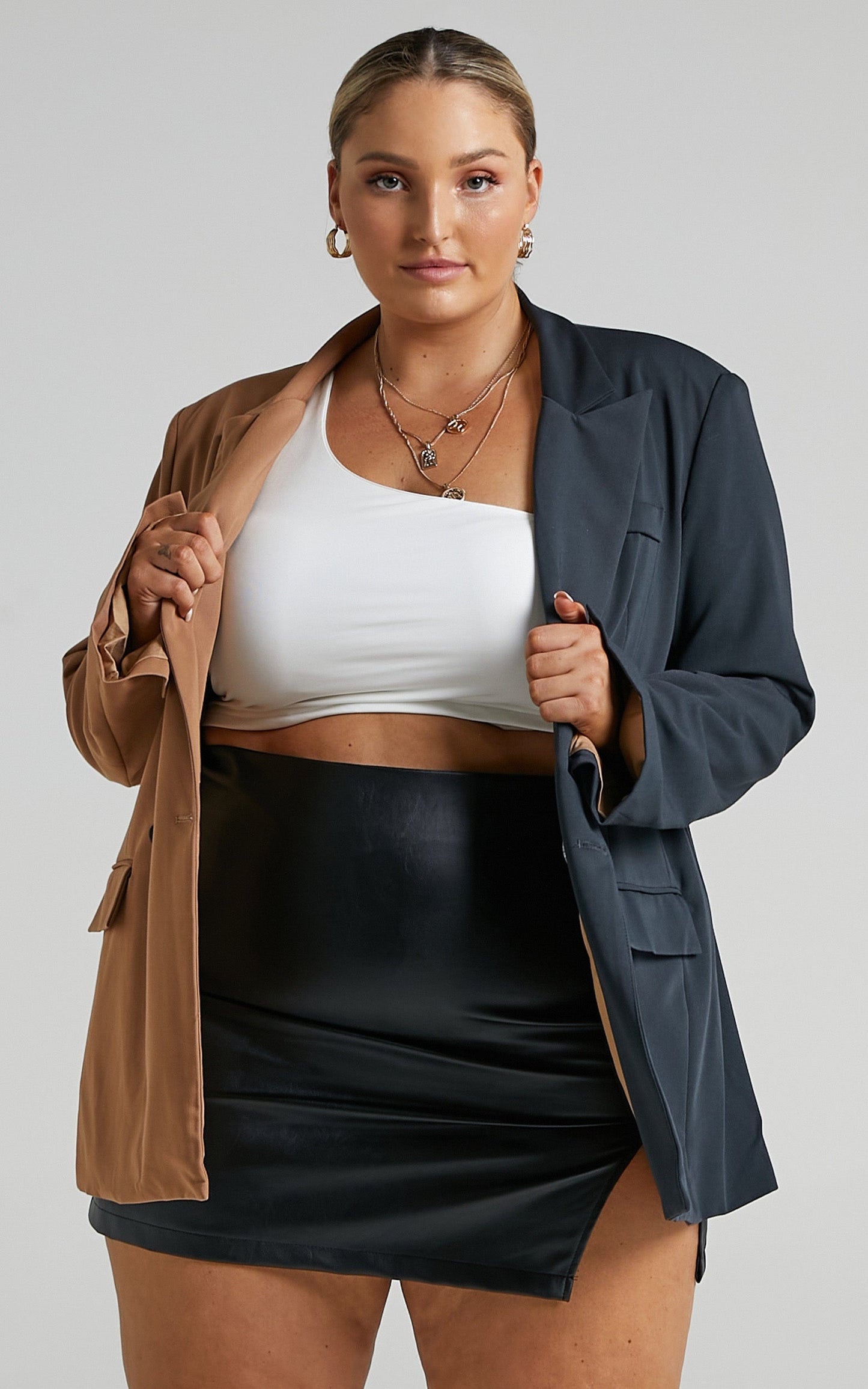 Nepena Blazer in Camel and Navy