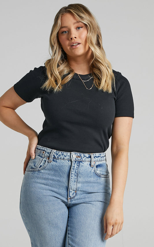 Neuw - Jonesy Tee in Black