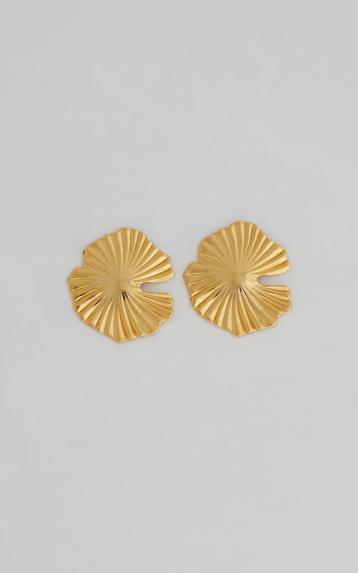 Nevada Earrings in Gold