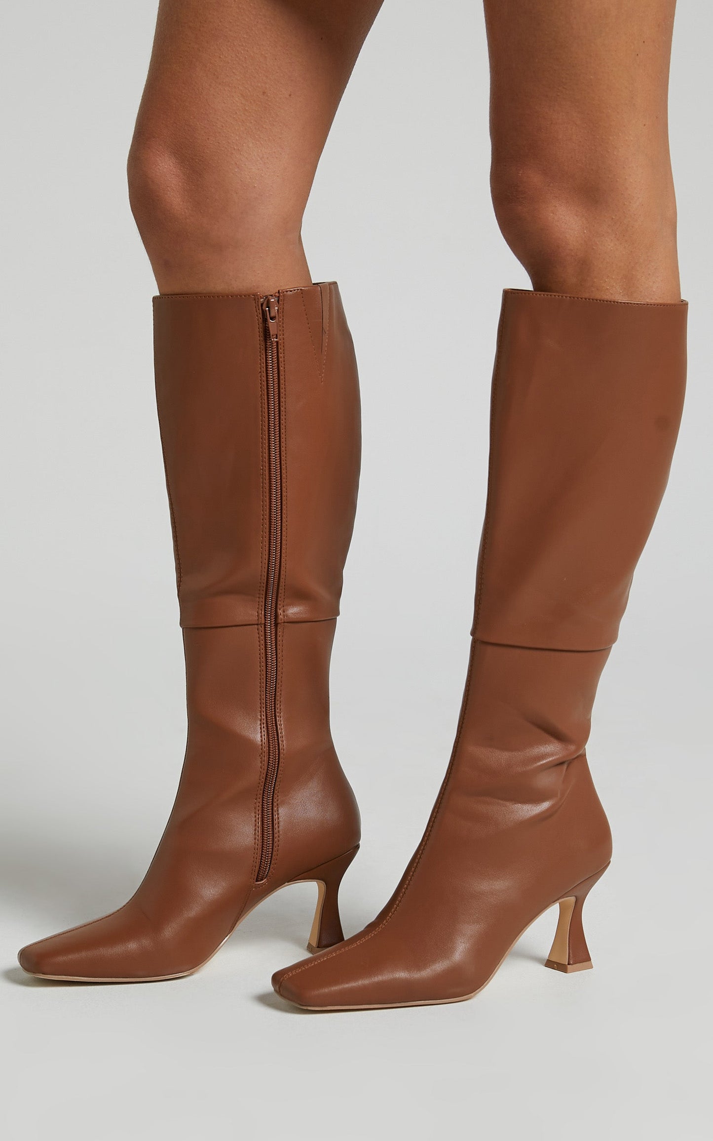Novo - Octavia Boots in Brown