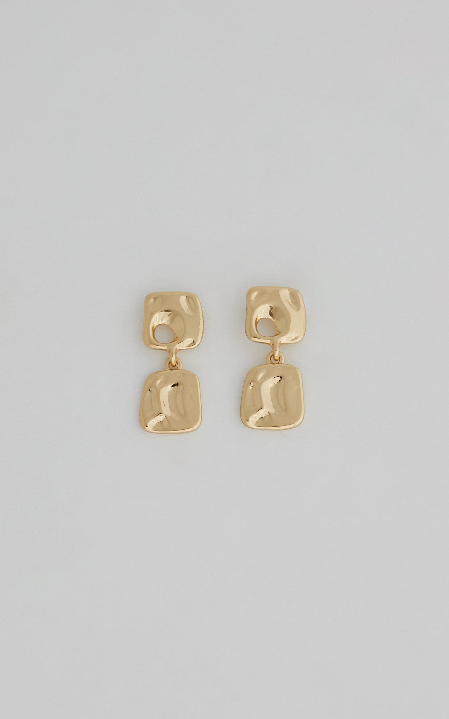 Nyx Drop Earrings in Gold