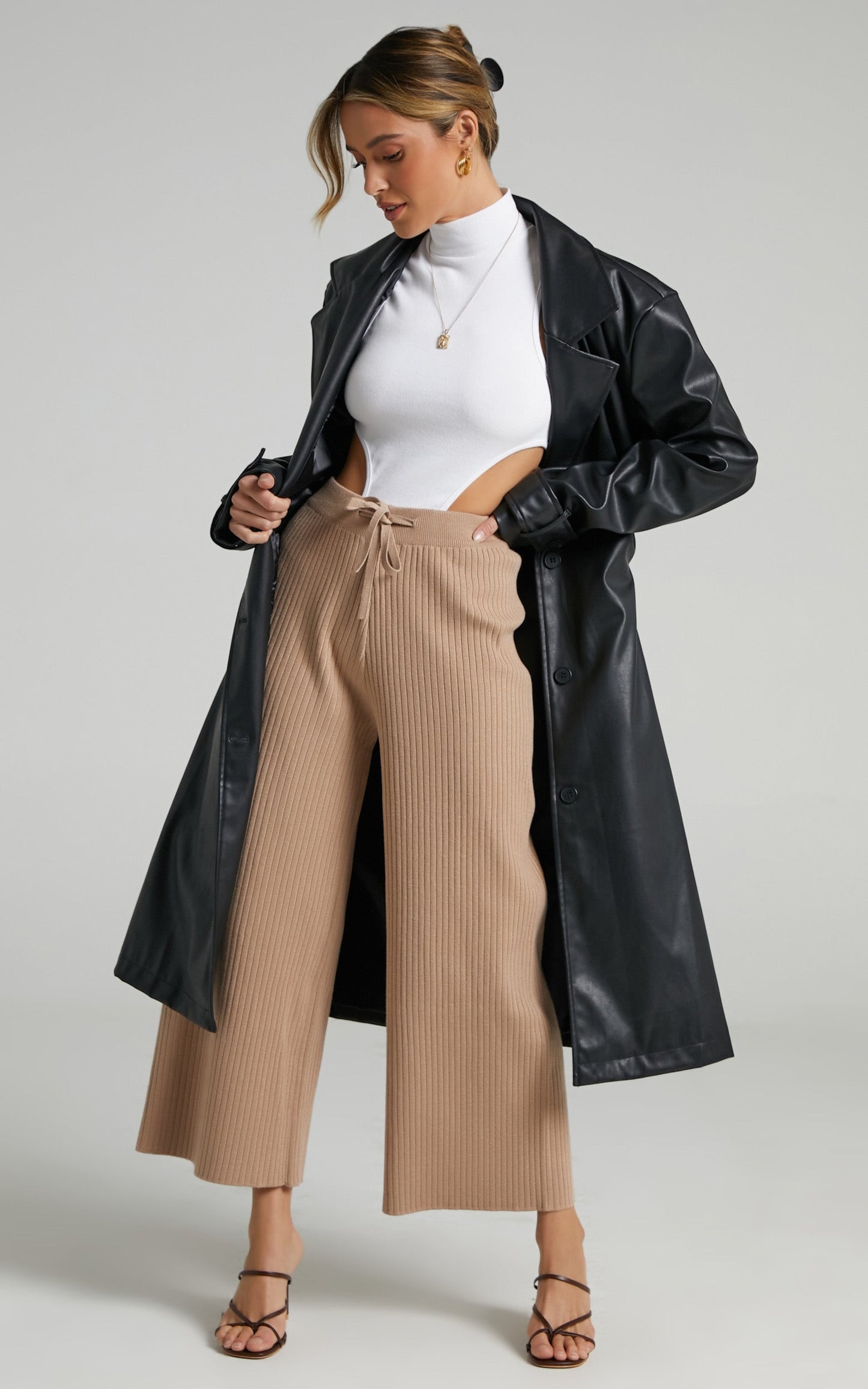 Orlando Pants - Mid Waisted Knit Pants in Mocha