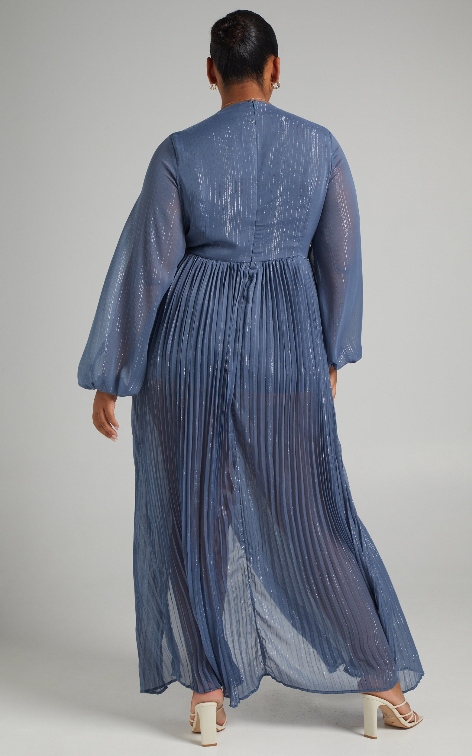 Alona Long Sleeve Twist Front Pleated Maxi Dress in Steel Blue