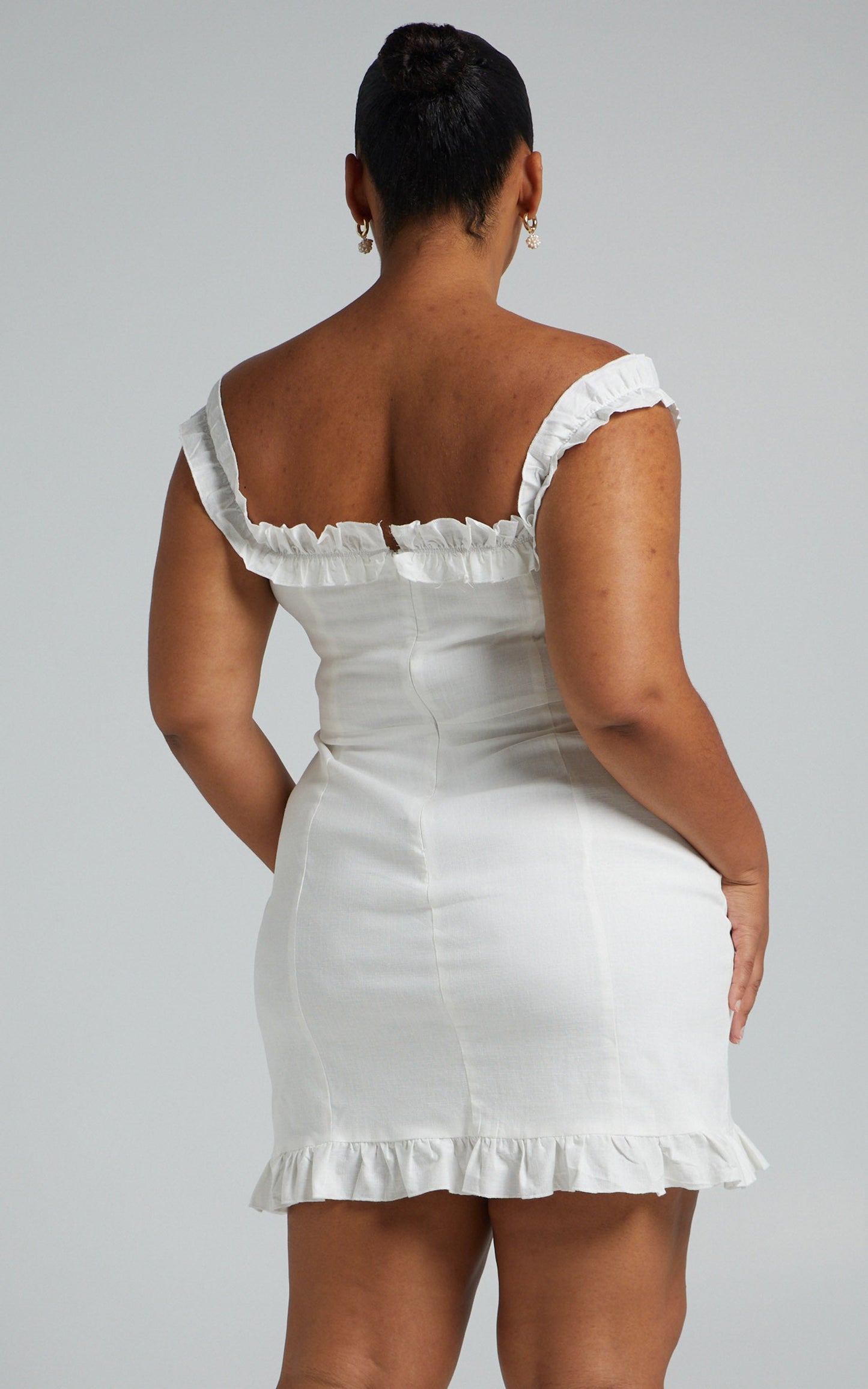 Days of Summer Dress in White Linen Look