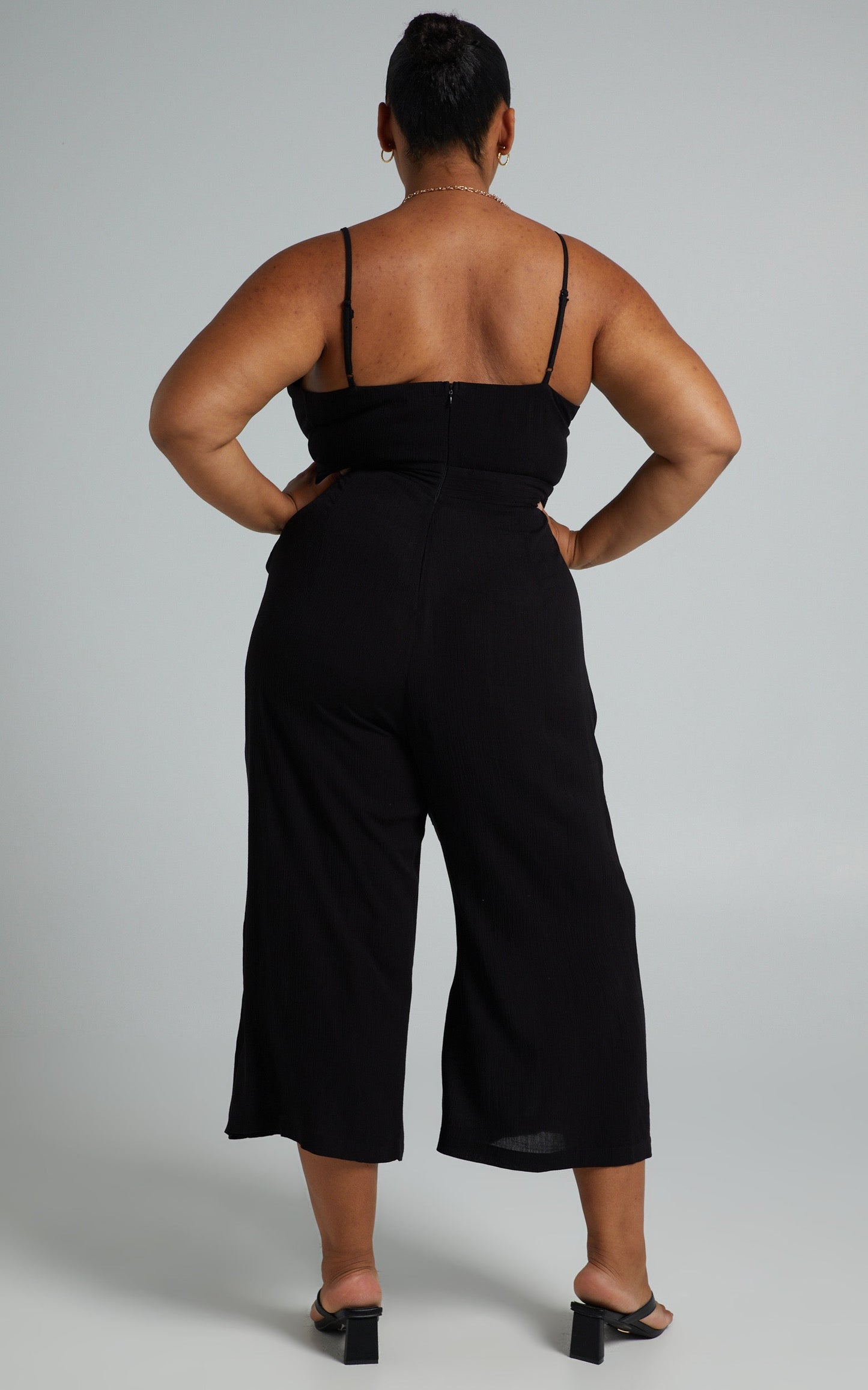 Renewed Jumpsuit in Black Linen Look