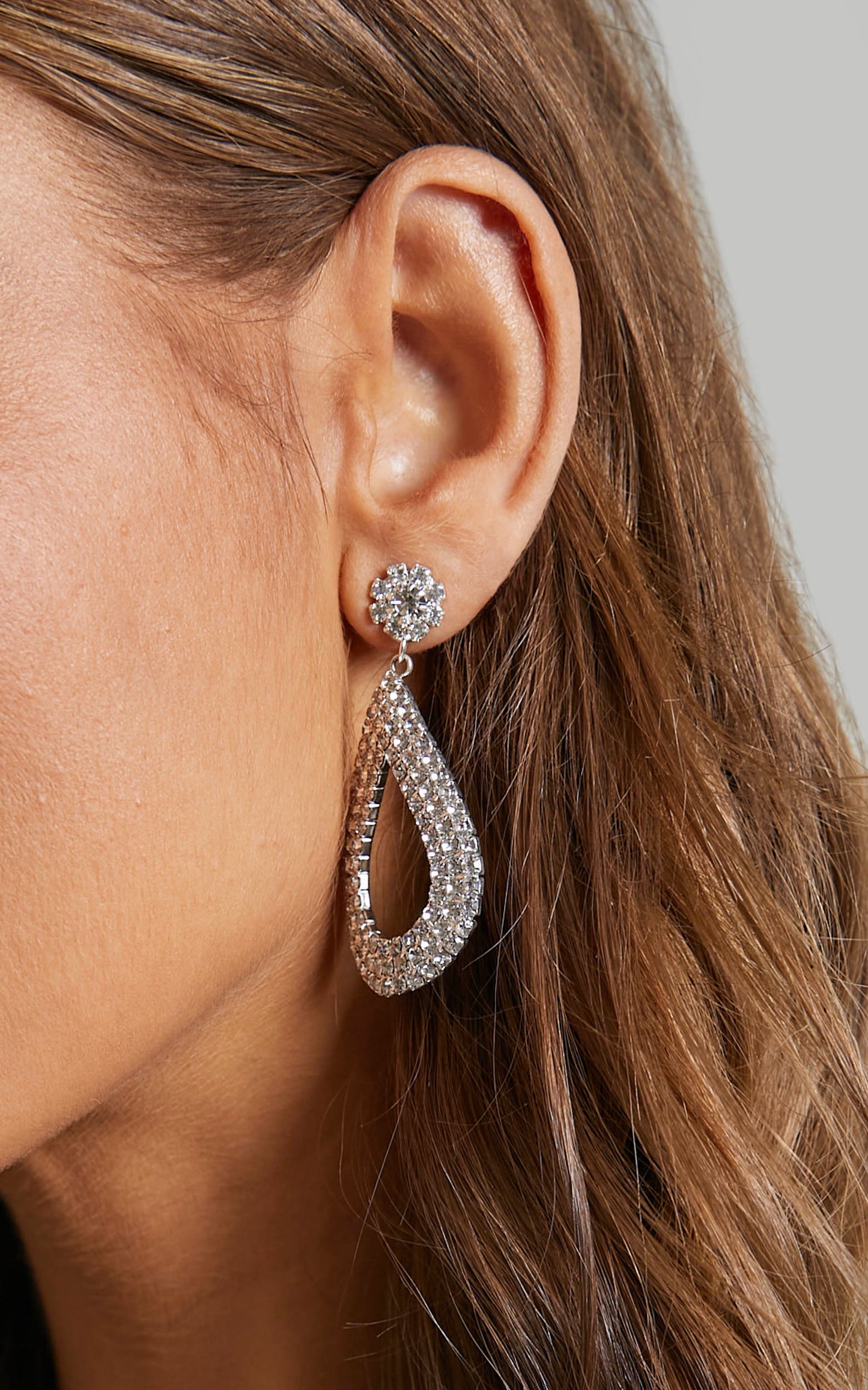 Parrisa Drop Earrings in Diamante