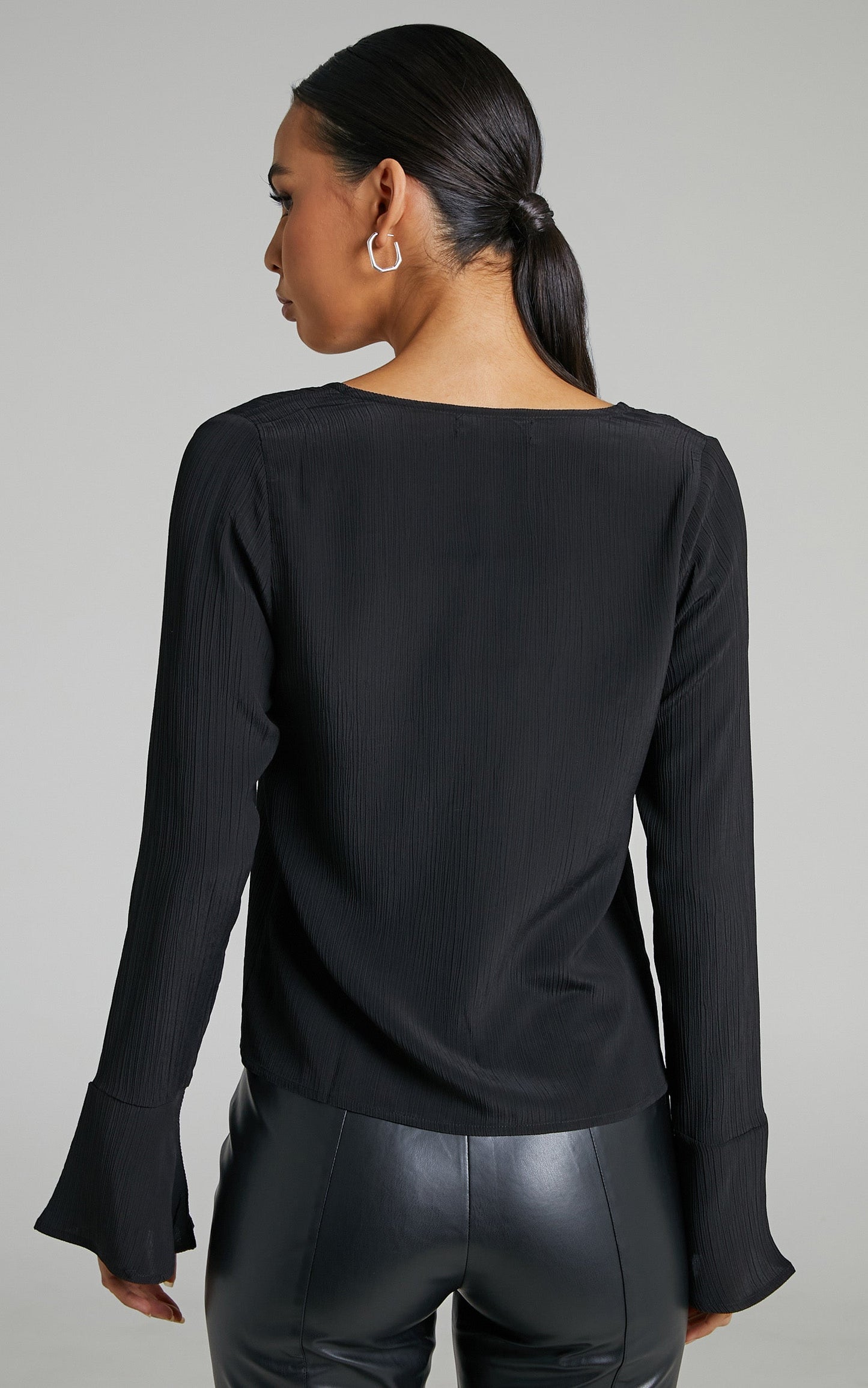 Perly Blouse - Crinkle Tie Front Long Sleeve Blouse in Black