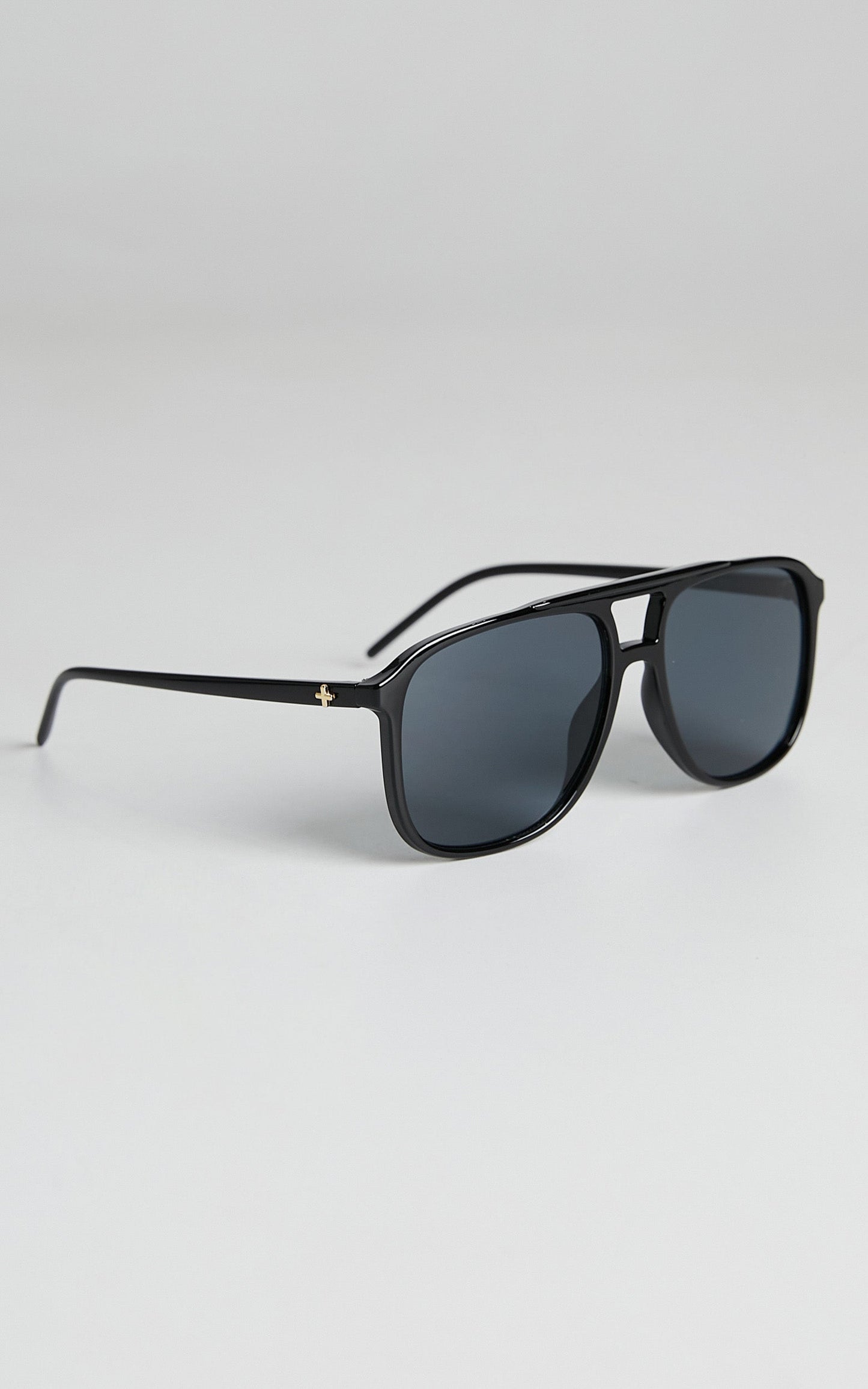 Peta And Jain - Elle Sunglasses in Black