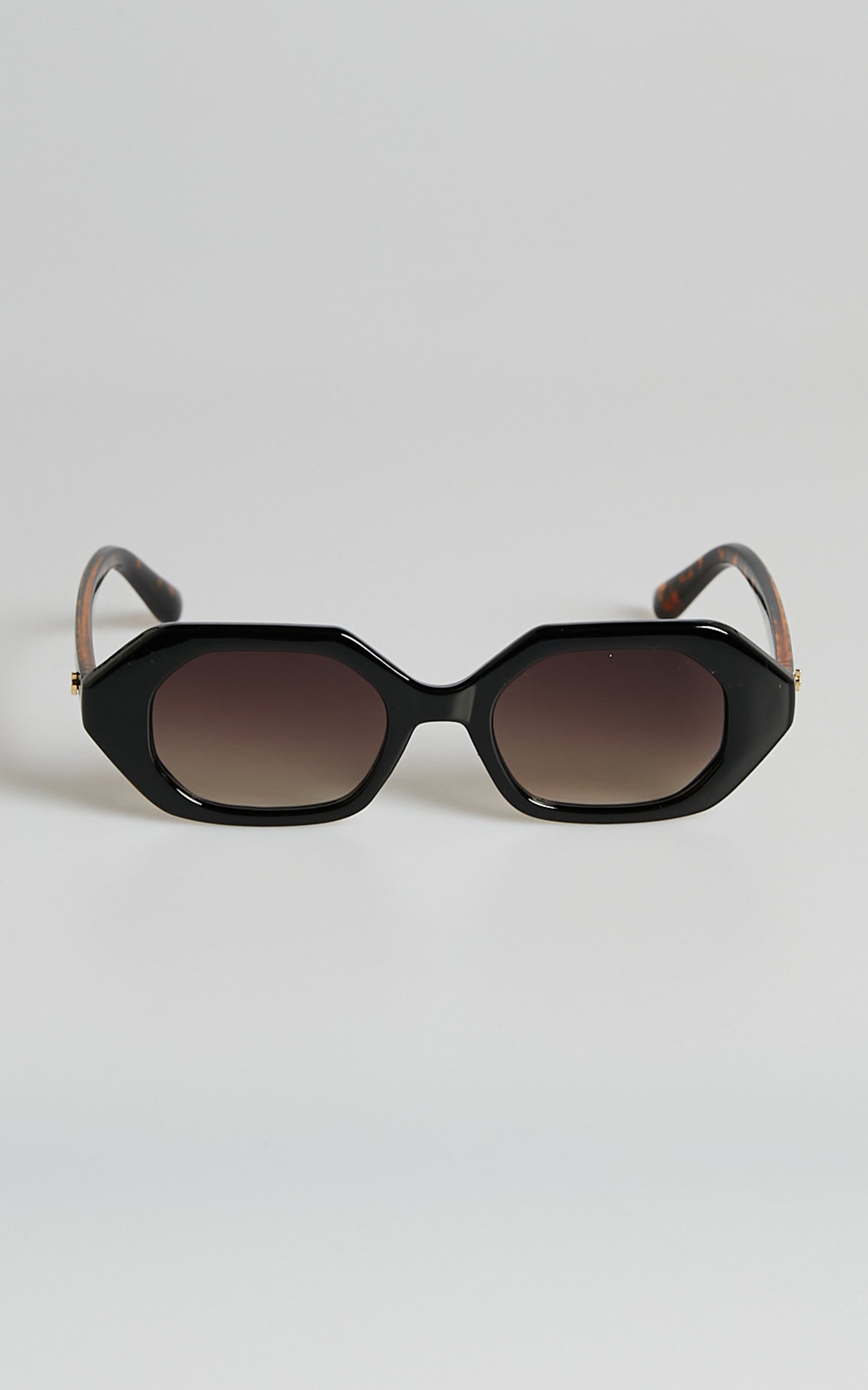 Peta and Jain - Muse Sunglasses in Tort