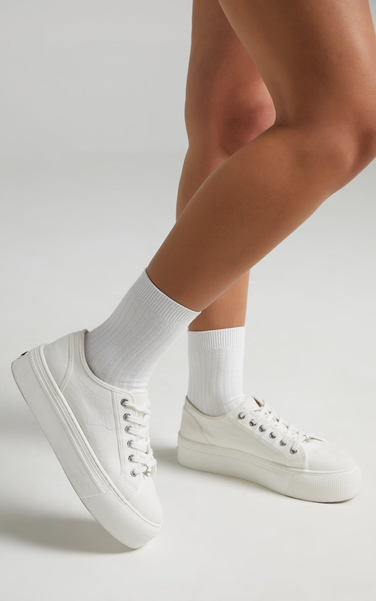 Petrova Socks in White