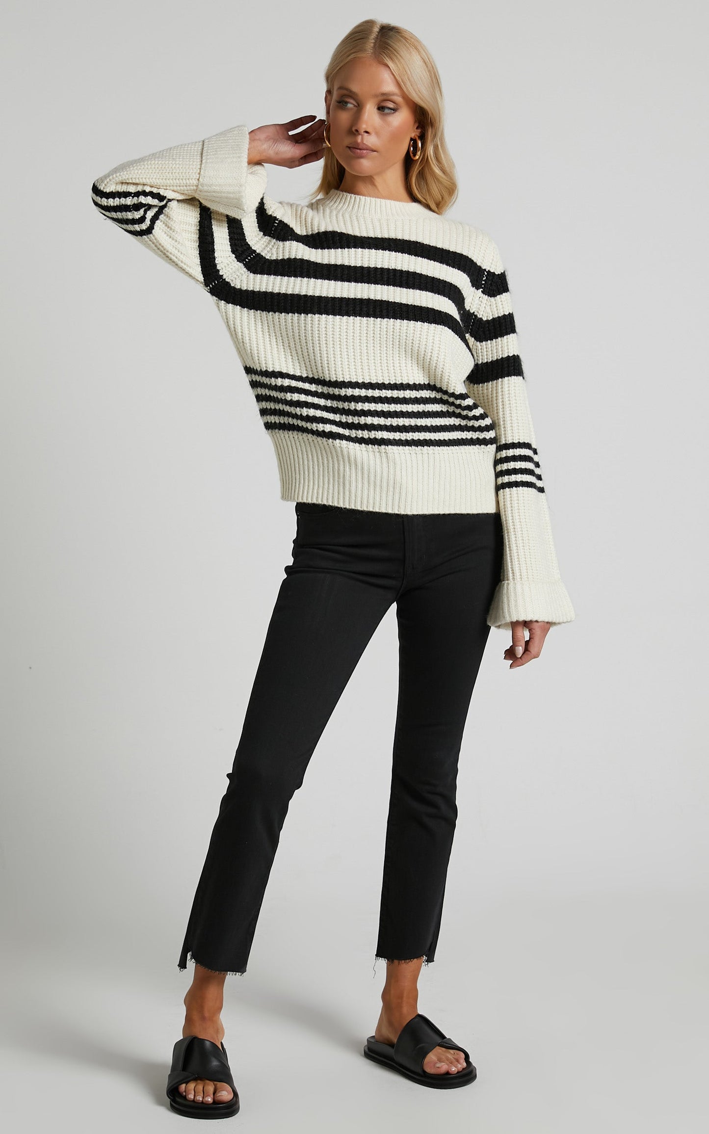 Pheney Sweater - Striped Crew Neck Knit Sweater in Cream and Black