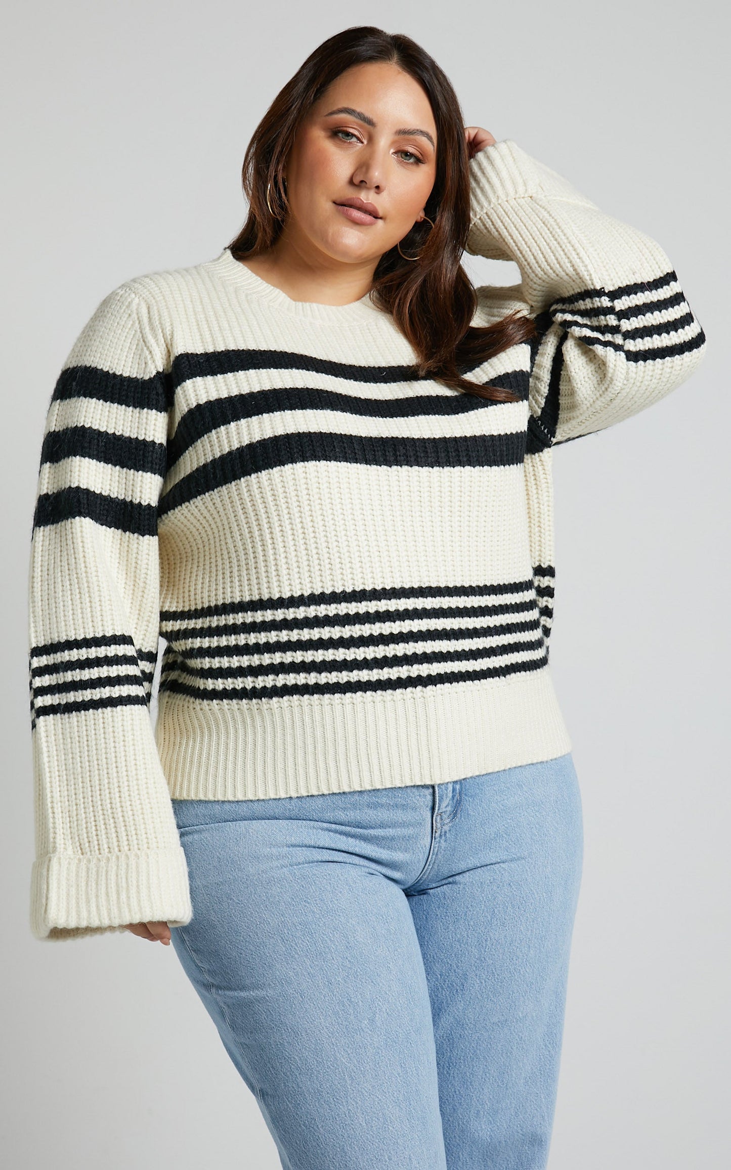 Pheney Sweater - Striped Crew Neck Knit Sweater in Cream and Black