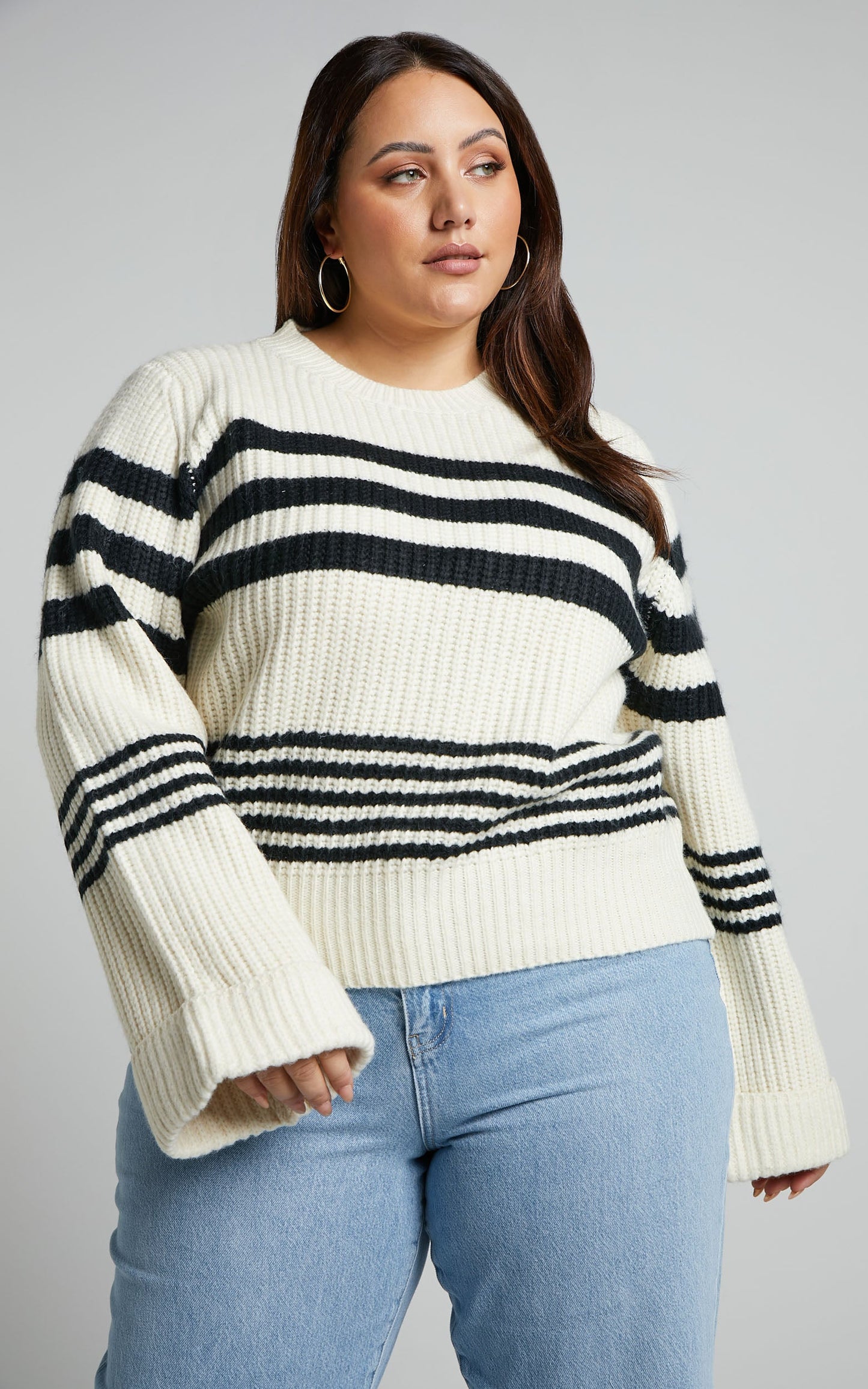 Pheney Sweater - Striped Crew Neck Knit Sweater in Cream and Black