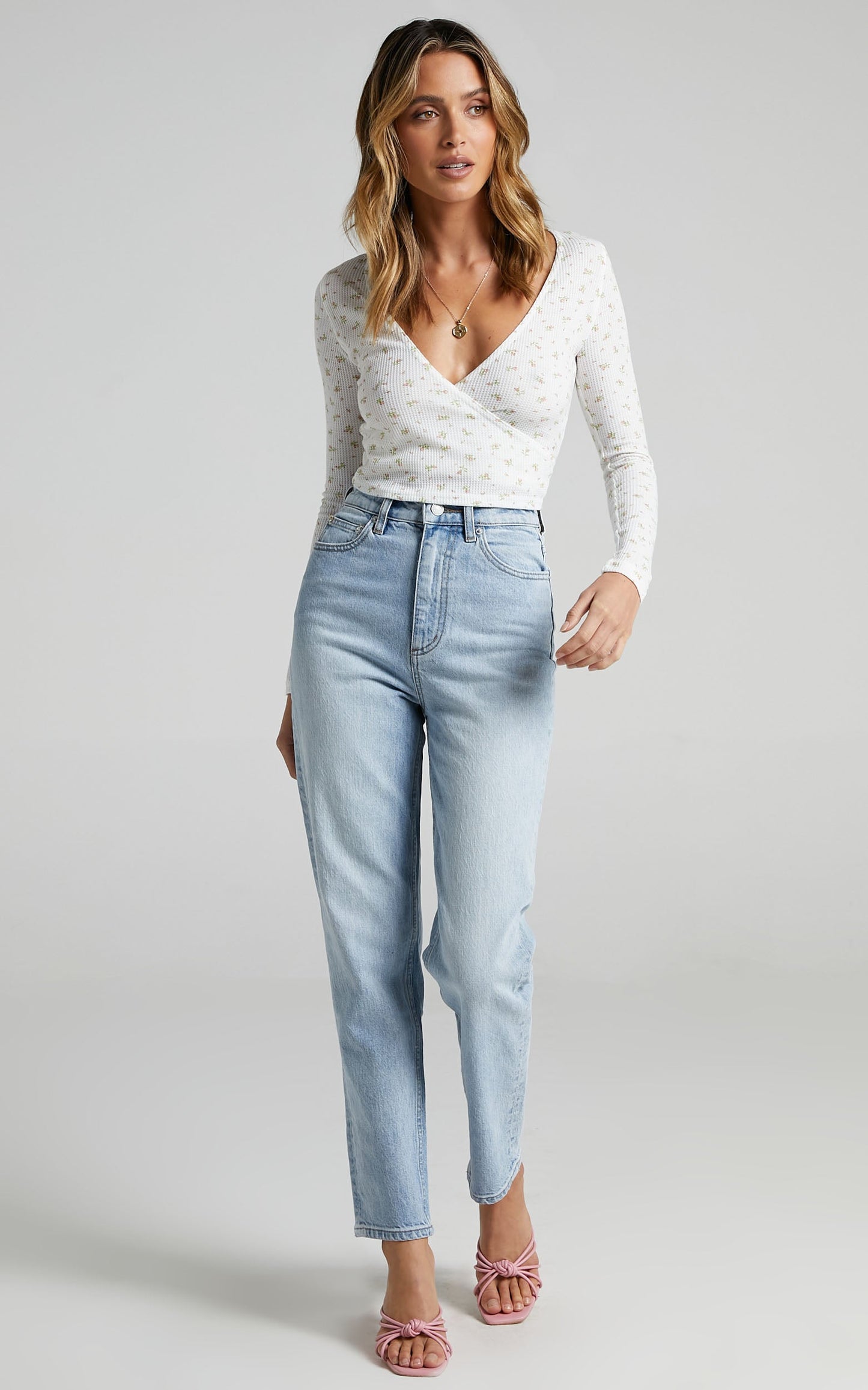 Piea Top in White Floral