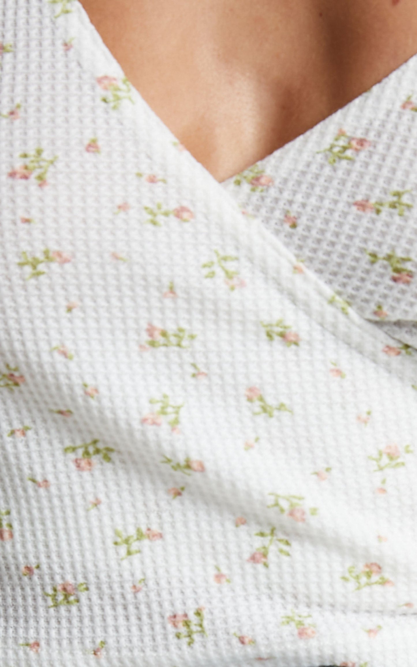 Piea Top in White Floral