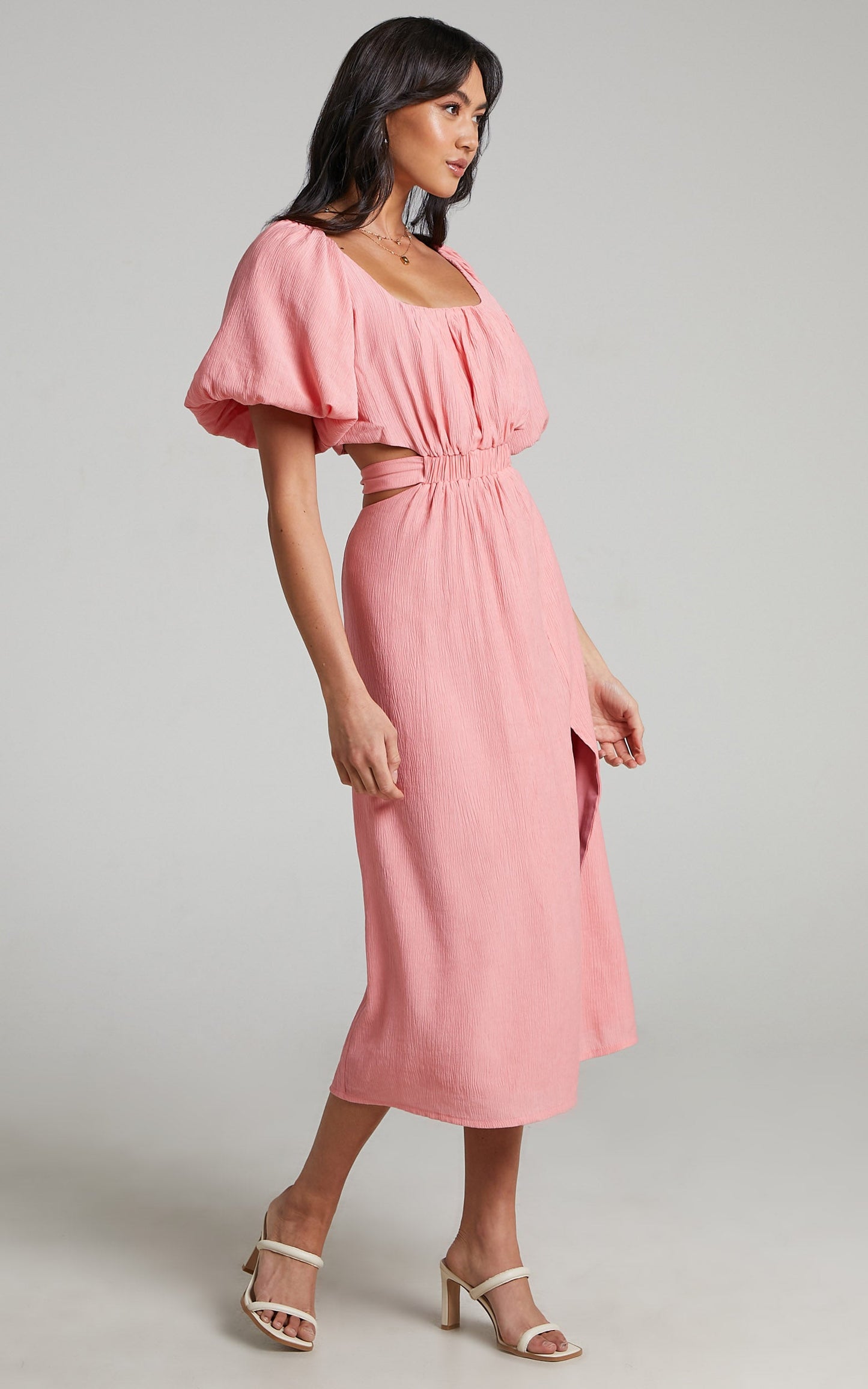 Pristina puff sleeve cut out midi dress in Coral