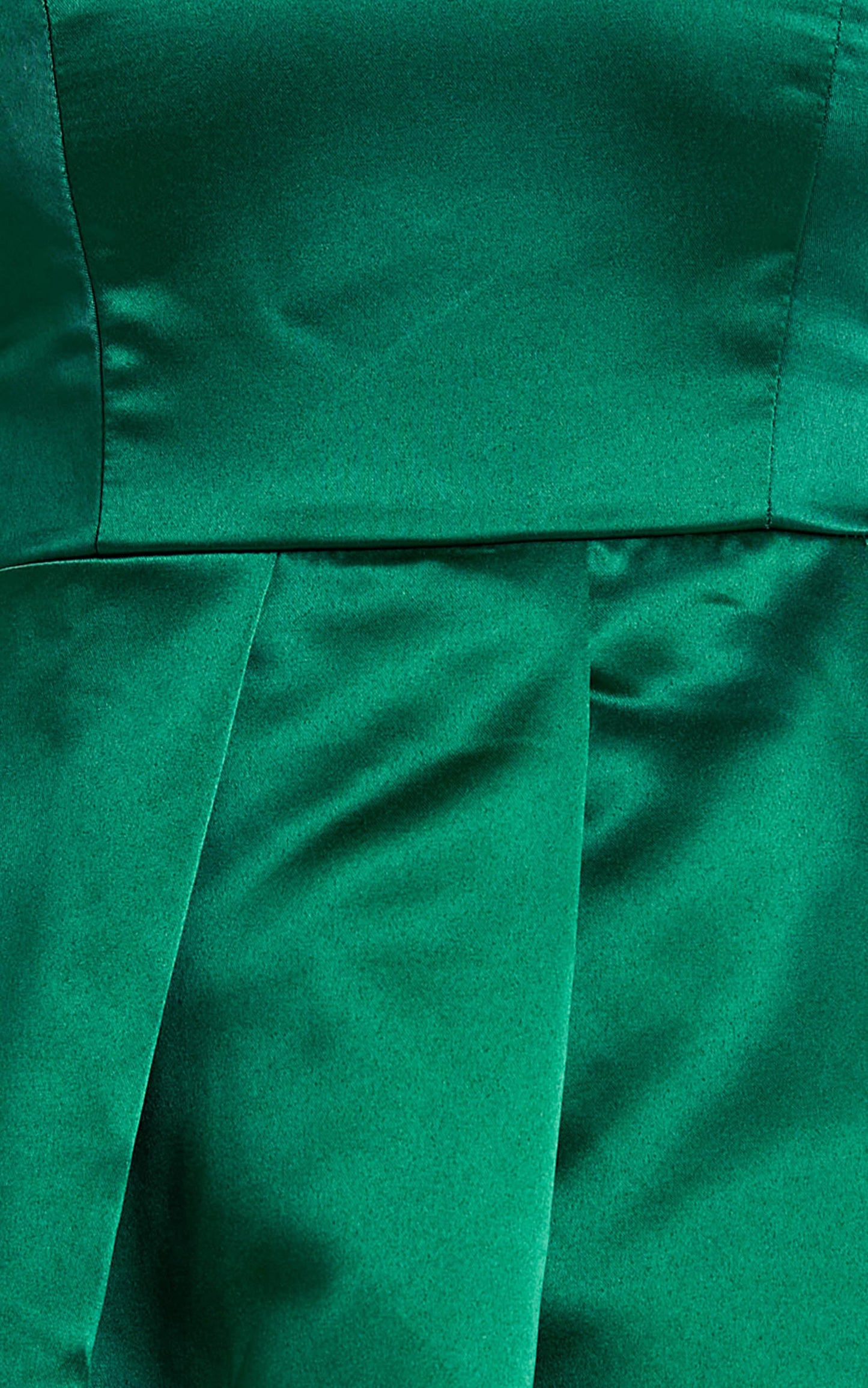 Queen Of The Show Strapless Maxi Dress in Emerald Satin