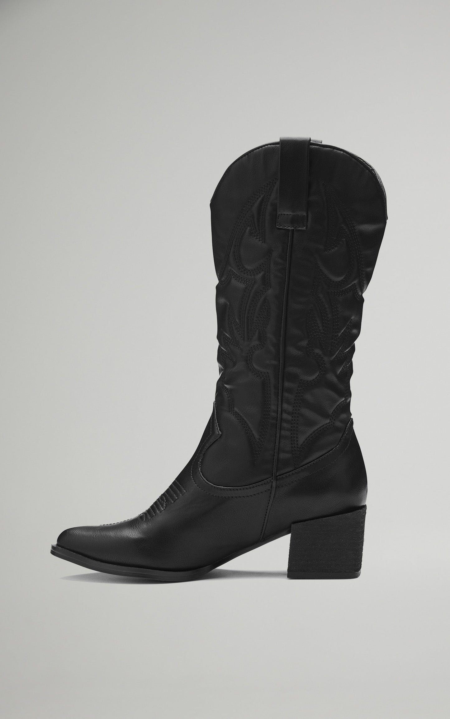 Therapy - Ranger Boots in Black