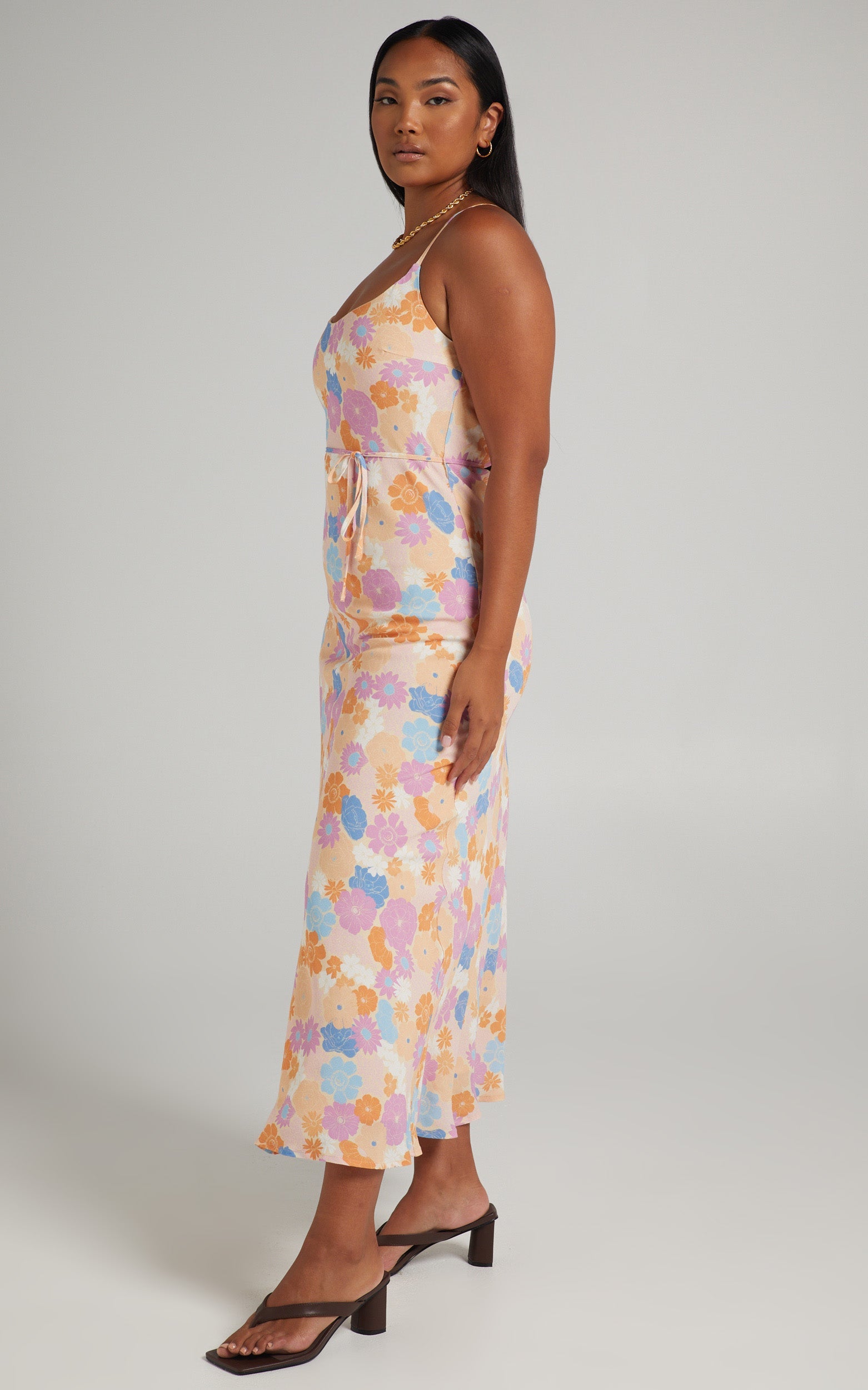 Charlie Holiday - Daisy Midi Dress in Floral Cove