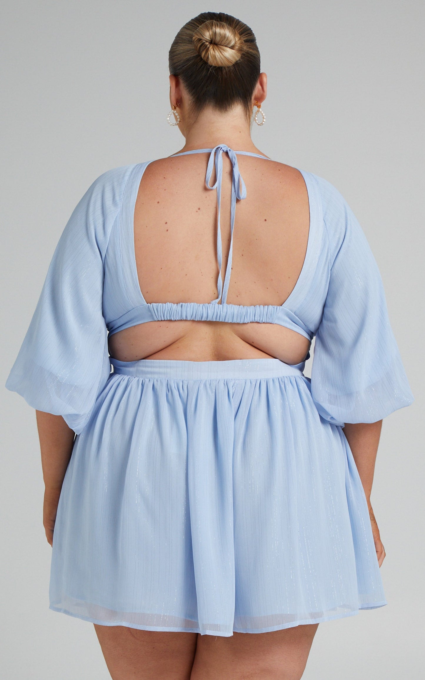 Valeraine Balloon Sleeve Open Back Mini Dress in Steel Blue