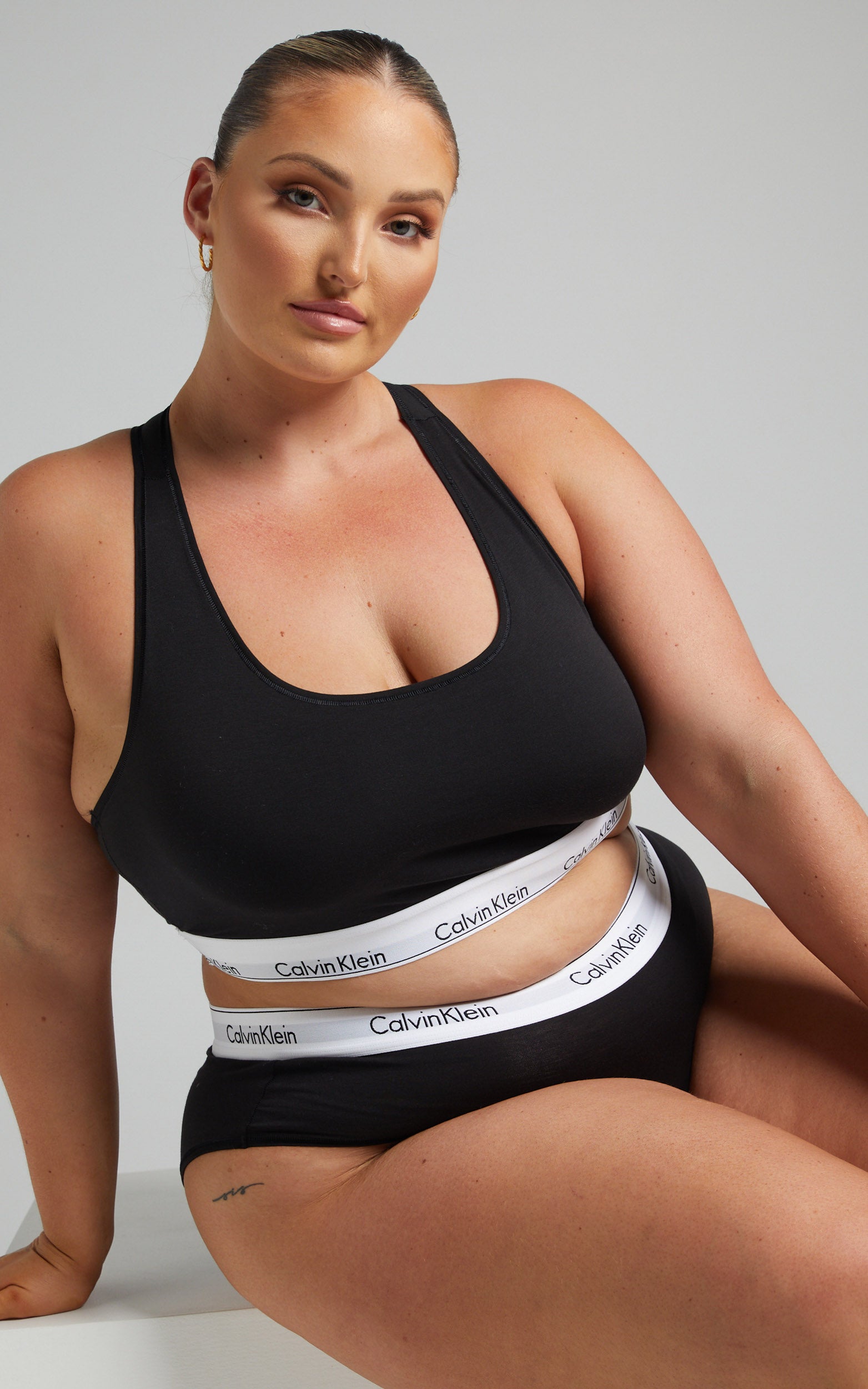 Calvin Klein - MODERN COTTON HIPSTER PLUS in Black