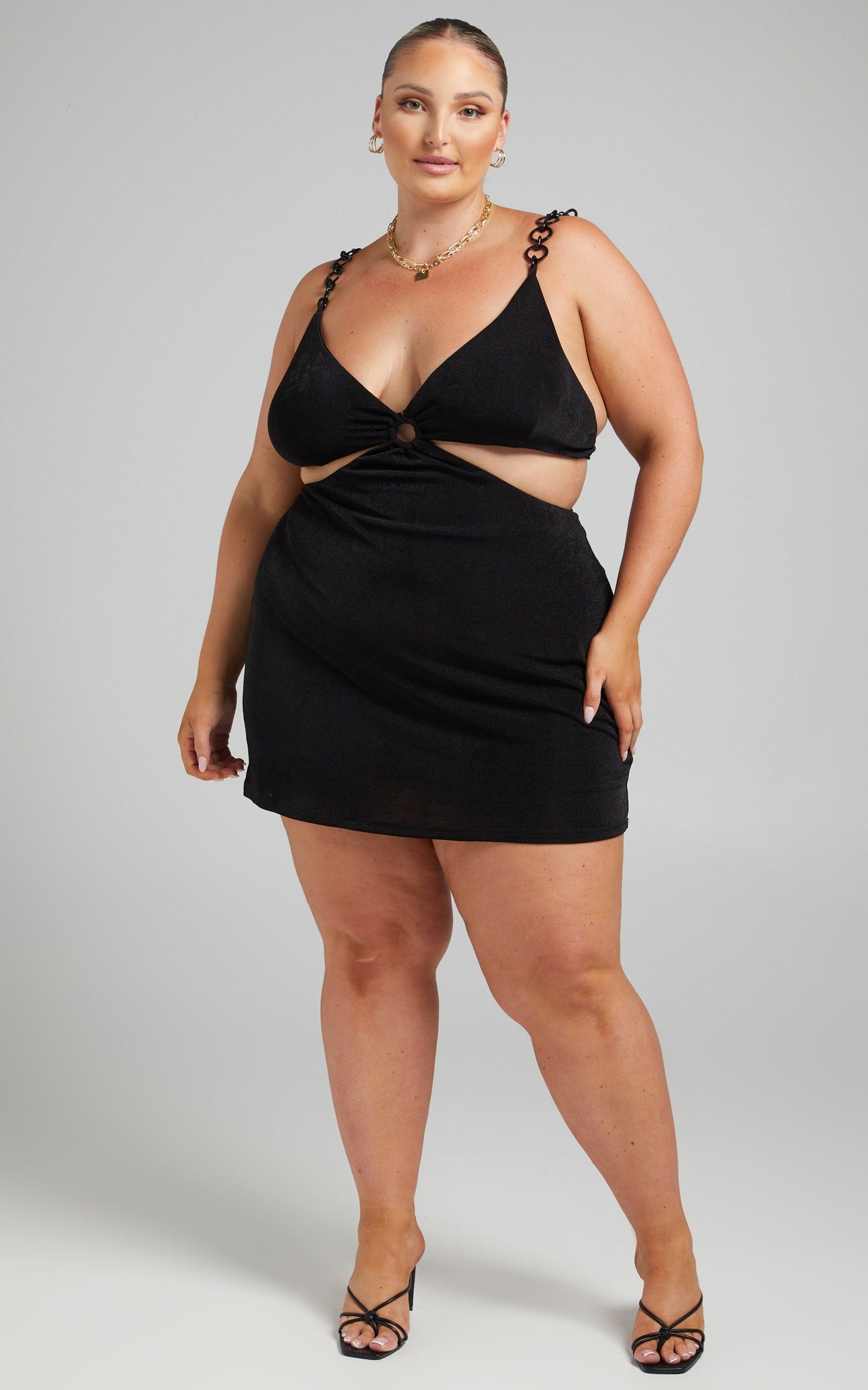 Lexiah Cut Out Ring Detail Bodycon Mini Dress in Black
