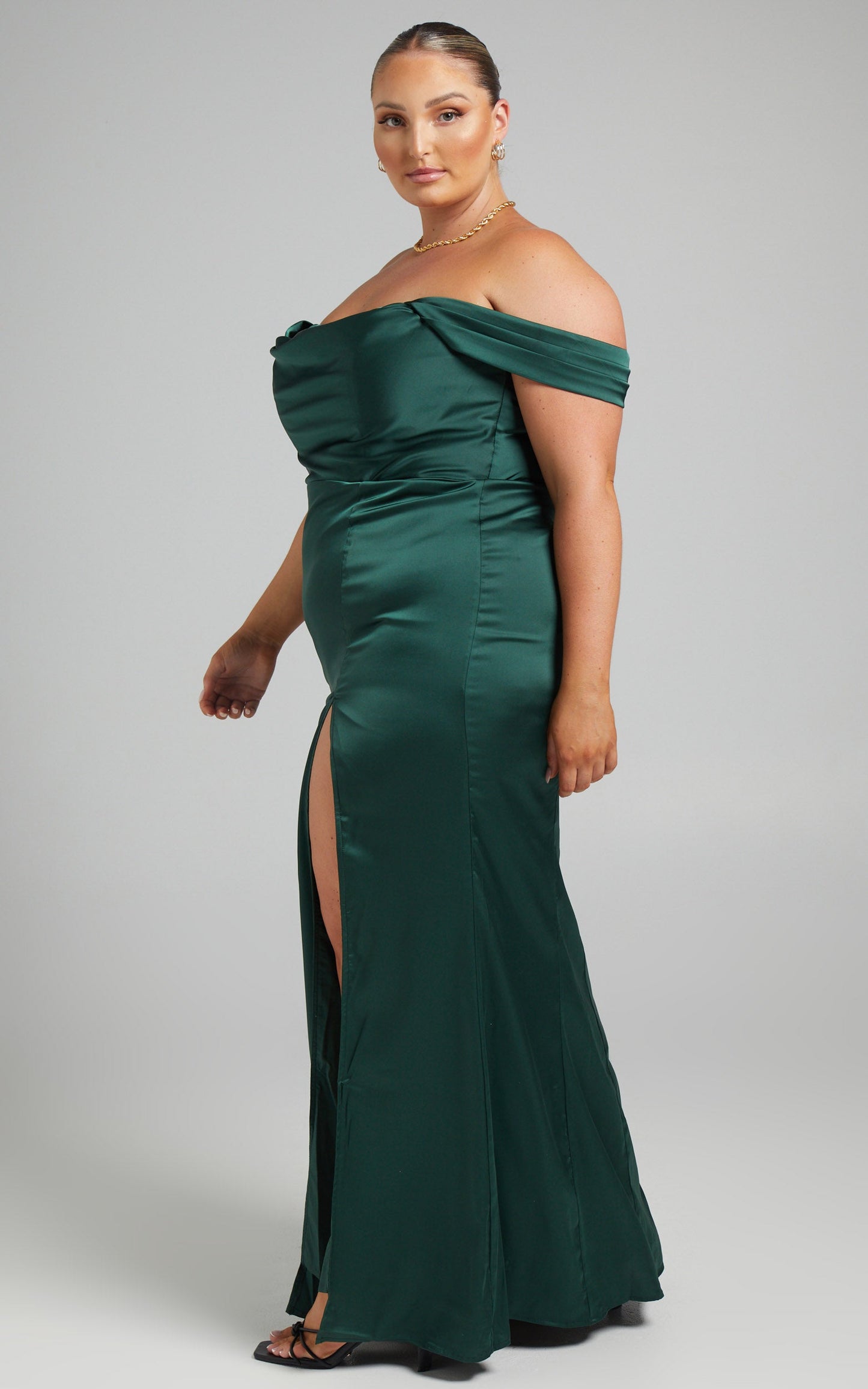 Faye Off Shoulder Maxi Dress in Emerald Satin
