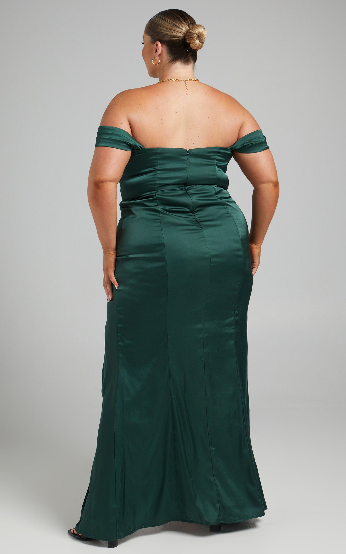 Faye Off Shoulder Maxi Dress in Emerald Satin