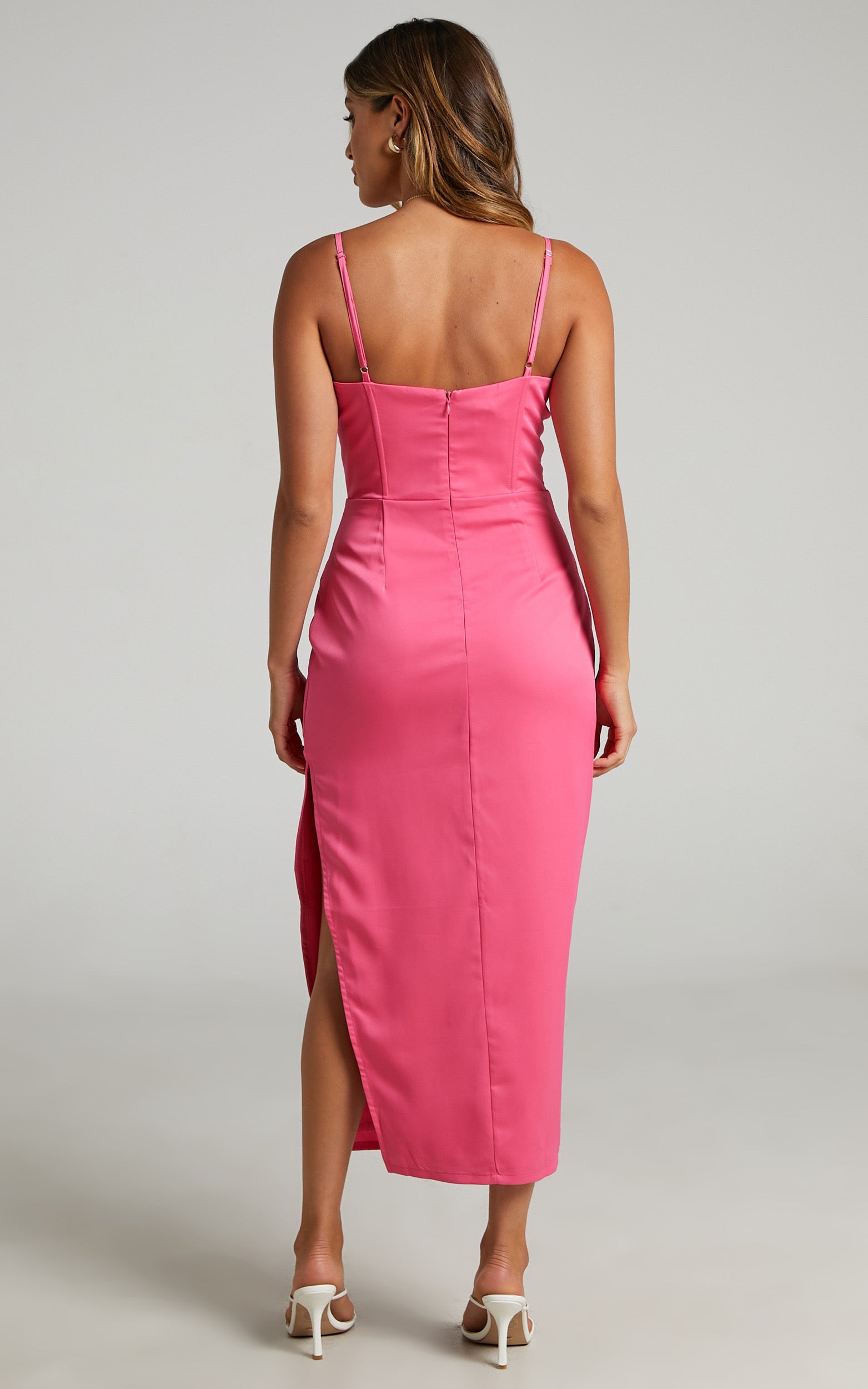 Runaway The Label - Dextra Midi Dress in Fuchsia