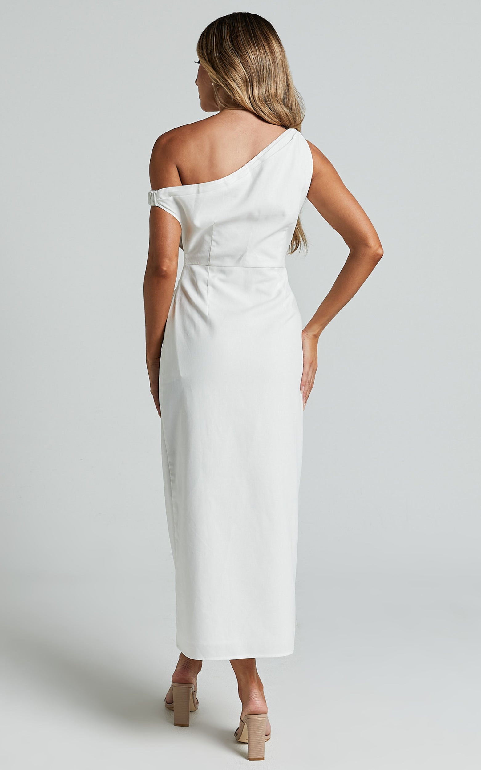 Runaway The Label - Jaspin Midi Linen Blend Dress in White